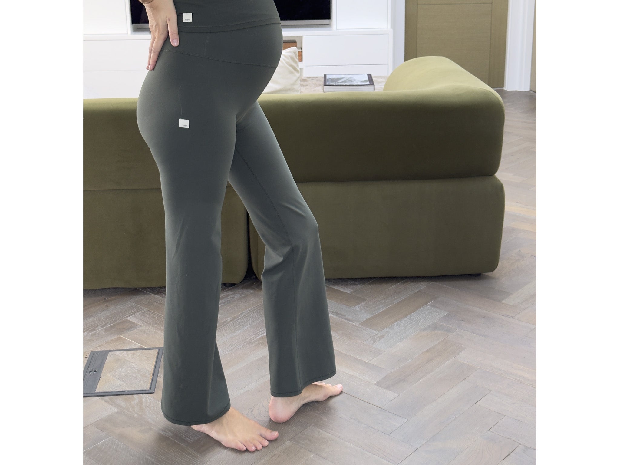 Vuori AllTheFeels bootcut maternity leggings