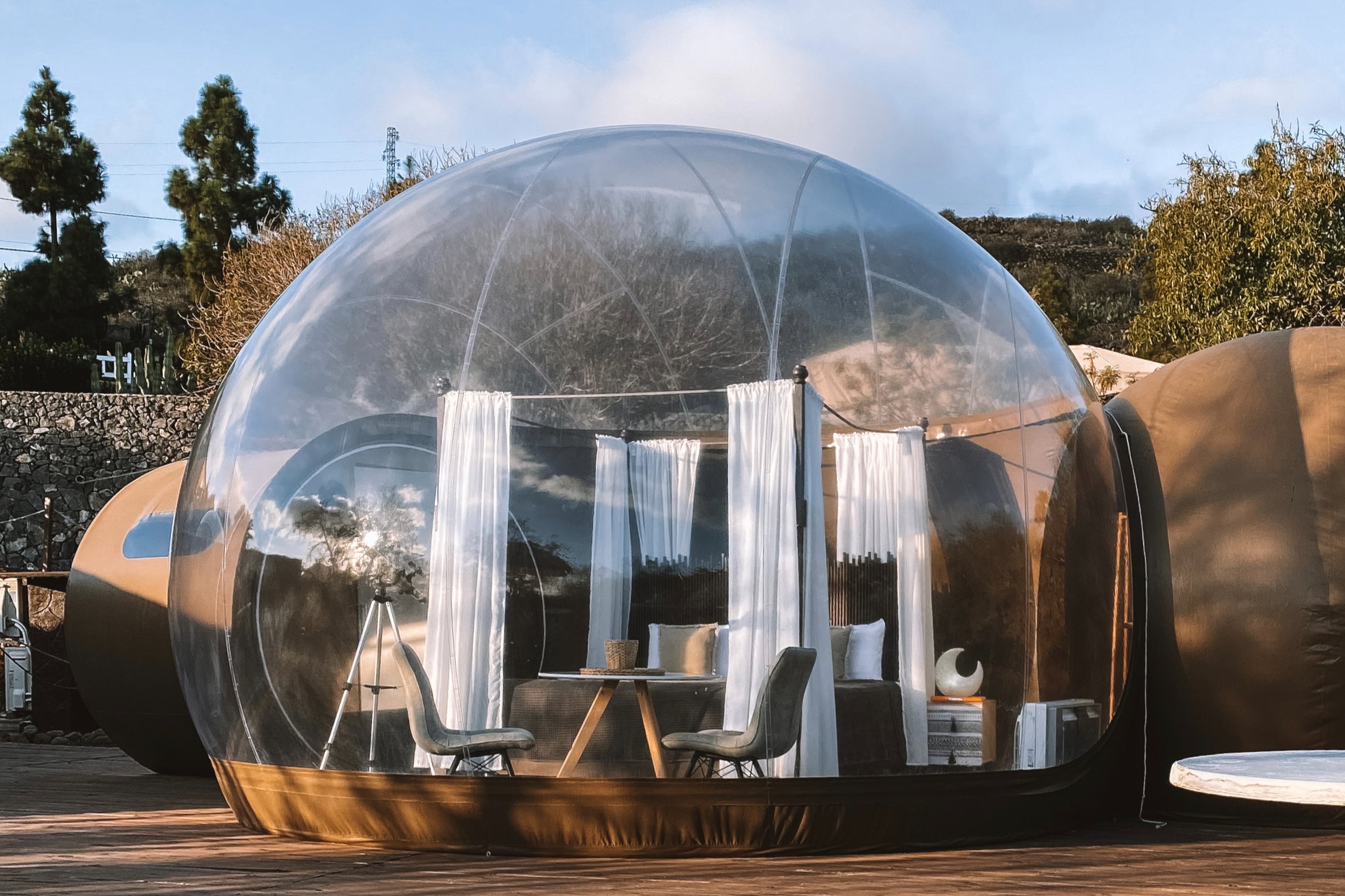 Feeling adventurous? Spend a few nights beneath the stars in Hotel Rural’s bubble rooms