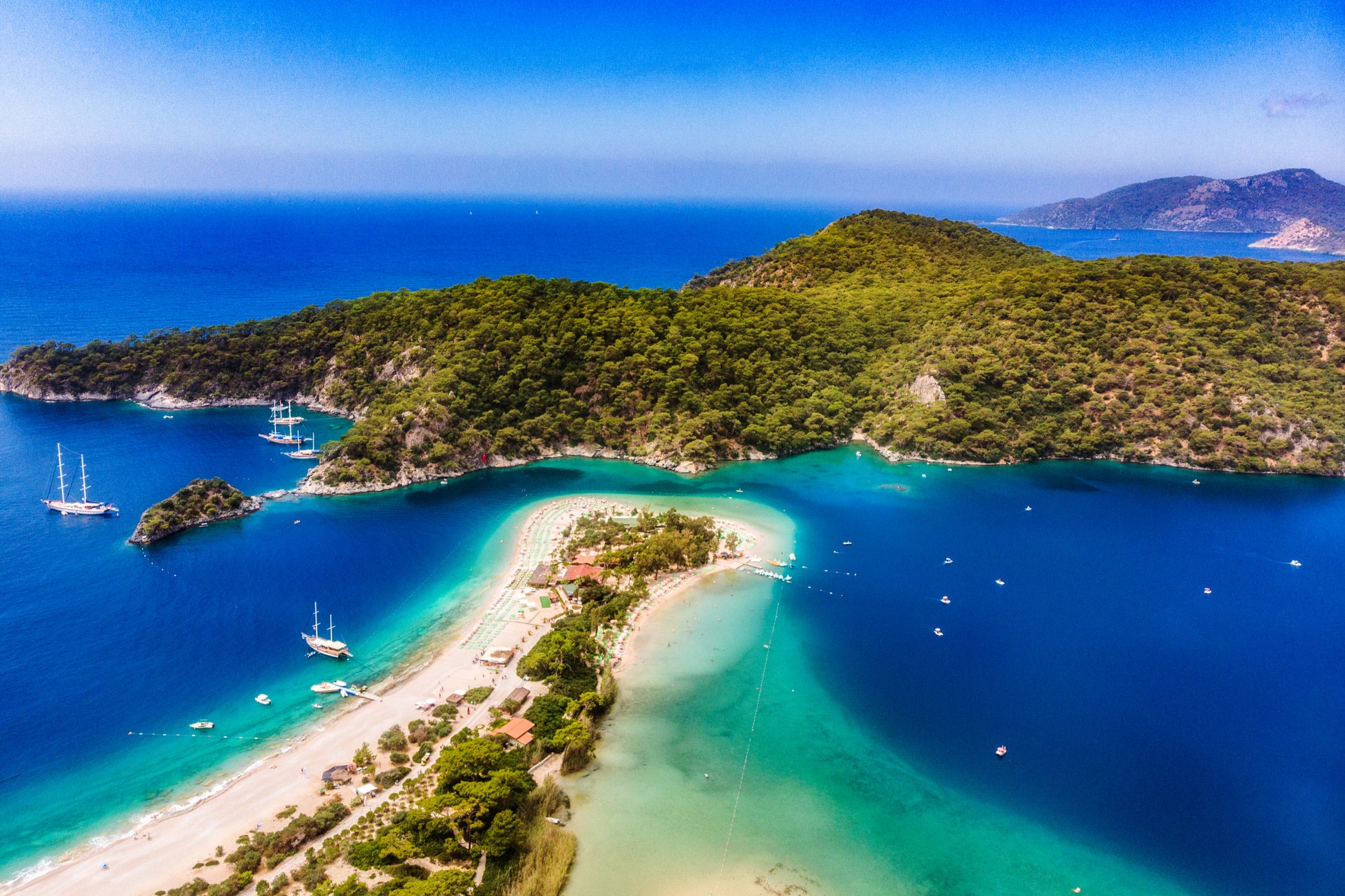 The incident occured in Oludeniz, Turkey, a location well-known for paragliding