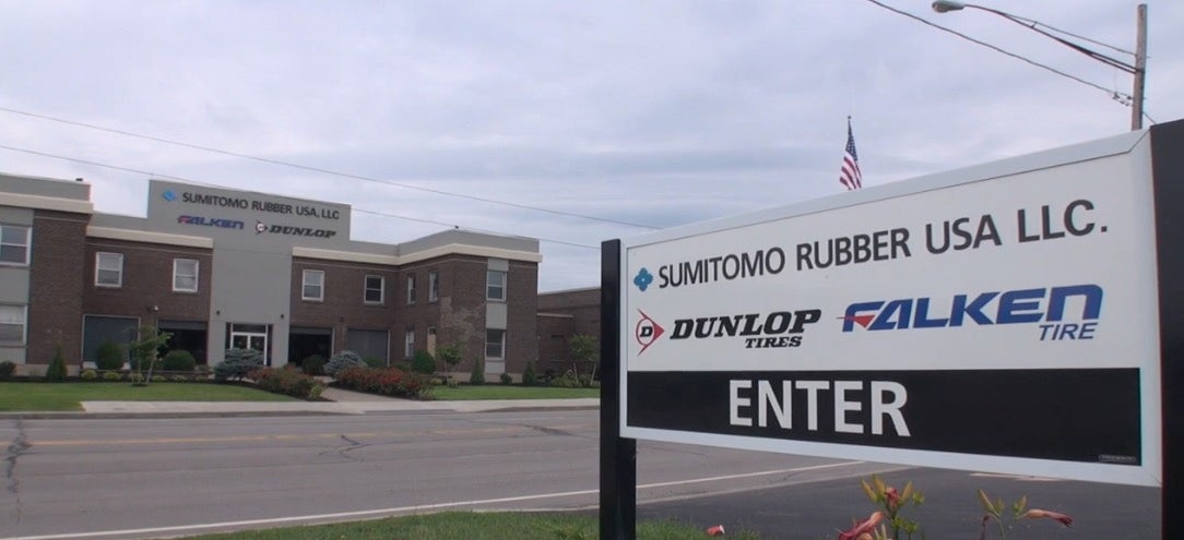 Sumitomo Rubber announced the decision to eliminate all 1,550 union and salaried jobs at its Tonawanda, New York site on Thursday