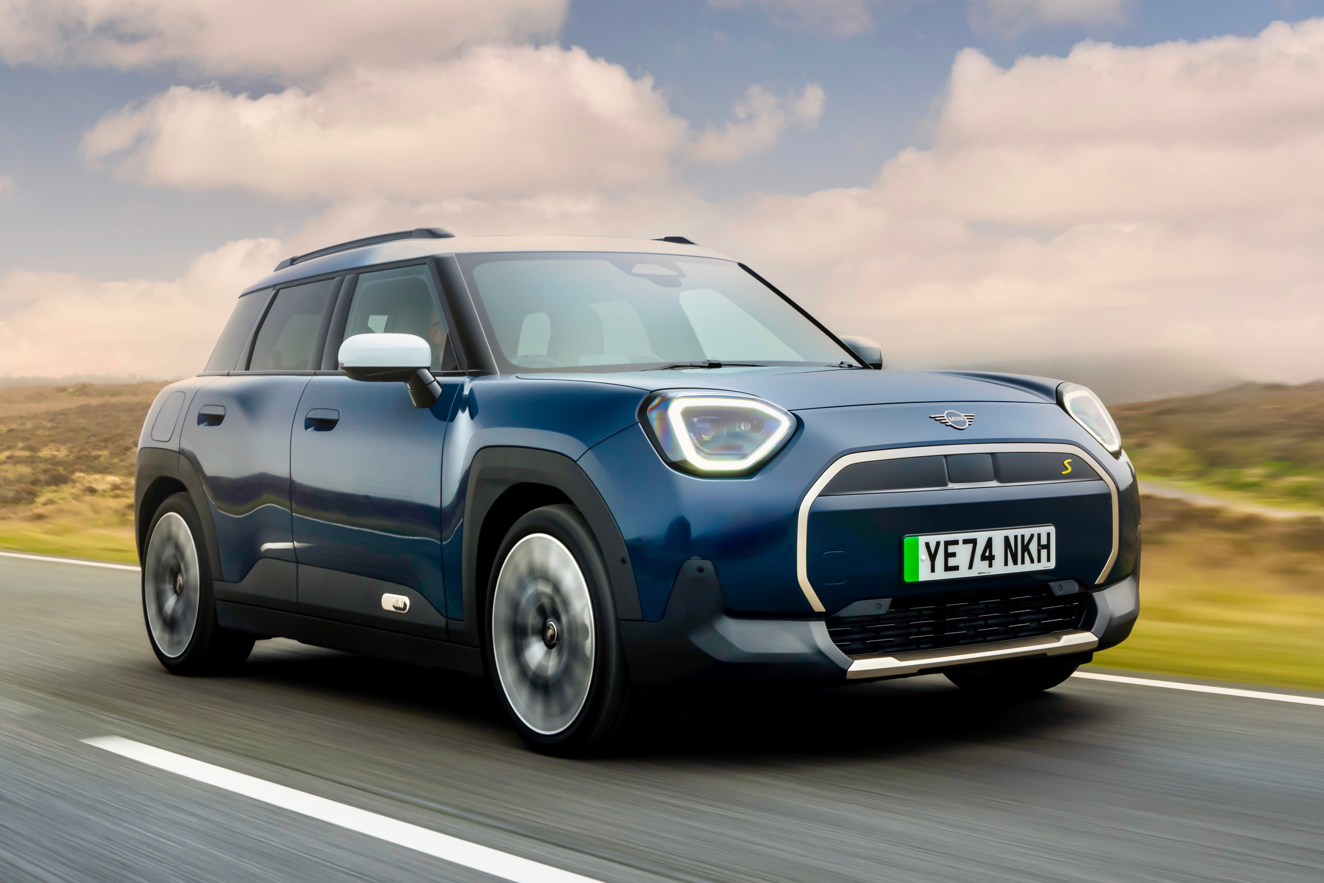 The new electric Mini Aceman is an impressive small EV, fitting between the brands smaller Cooper and larger Countryman models