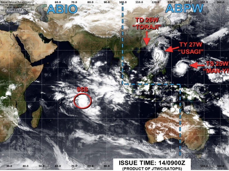 Typhoon Usagi tracking west-northwest towards the Philippines on 13 November 2024