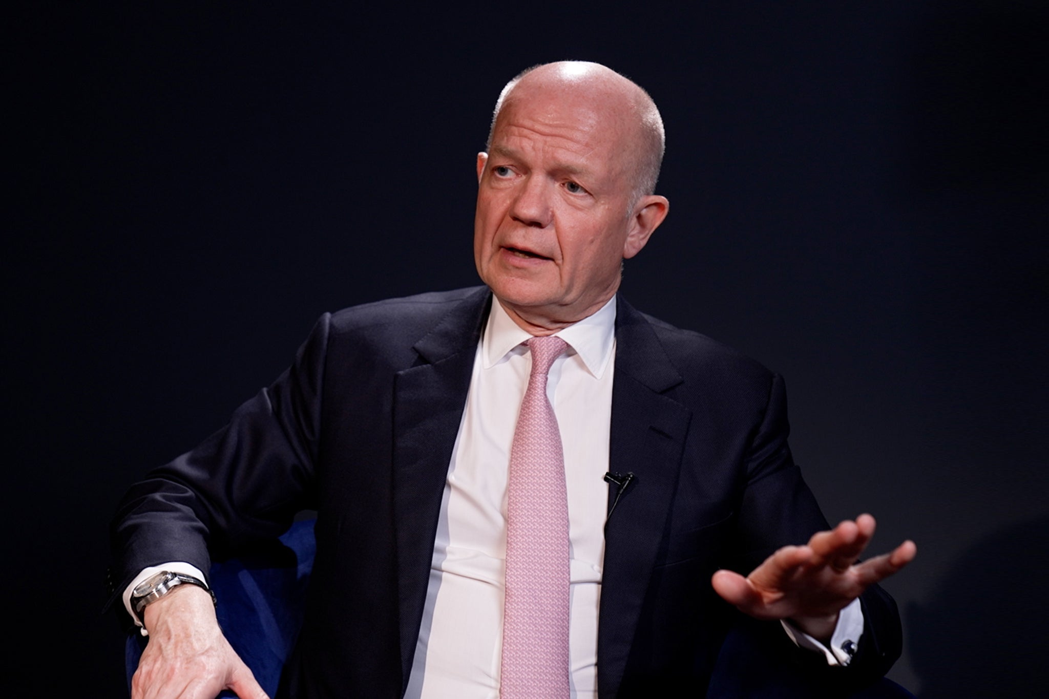 William Hague says the role of chancellor of Oxford would be ‘incompatible’ with that of Britain’s US envoy