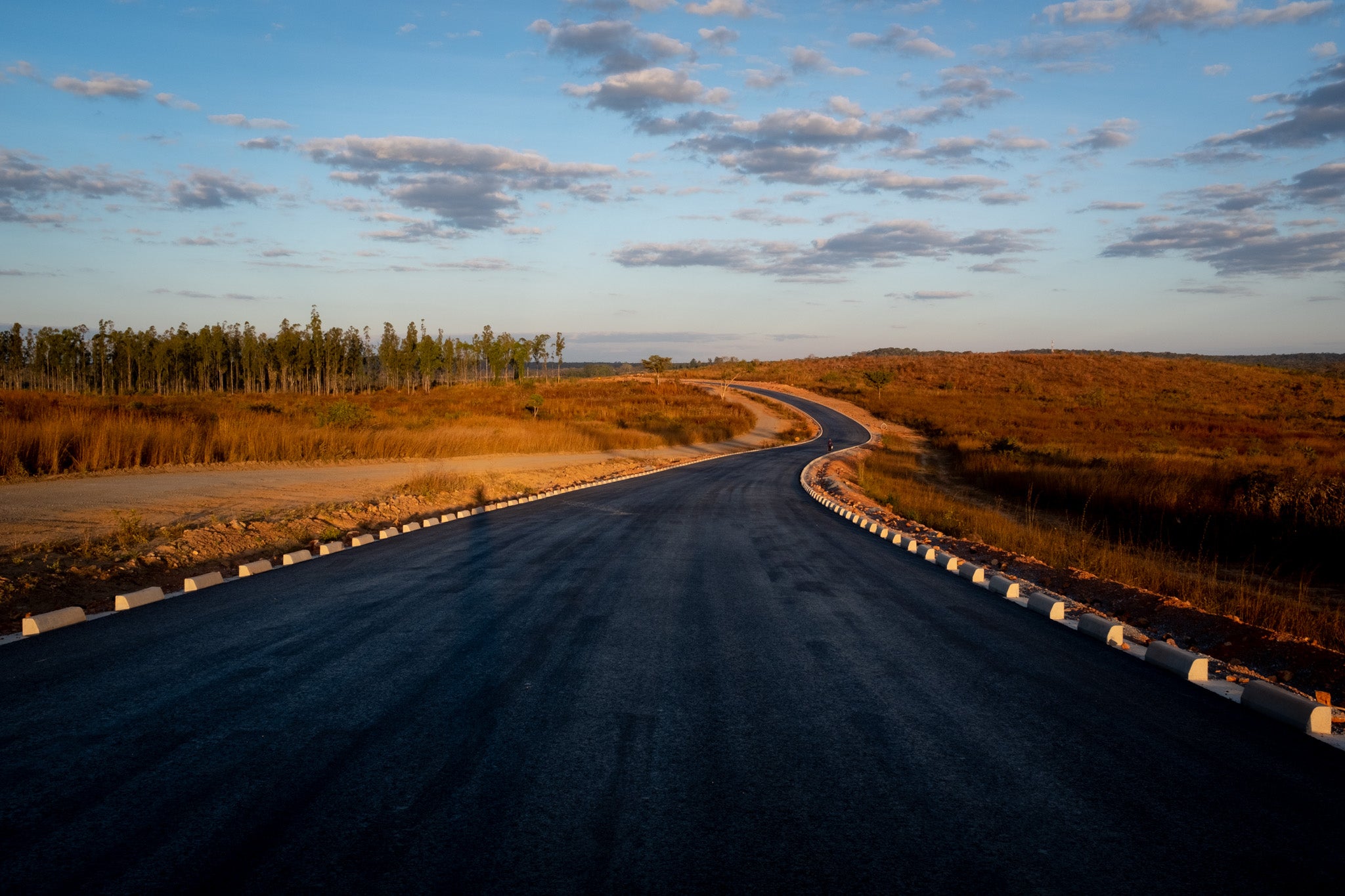 Nico hitchhiking in Zambia in 2021