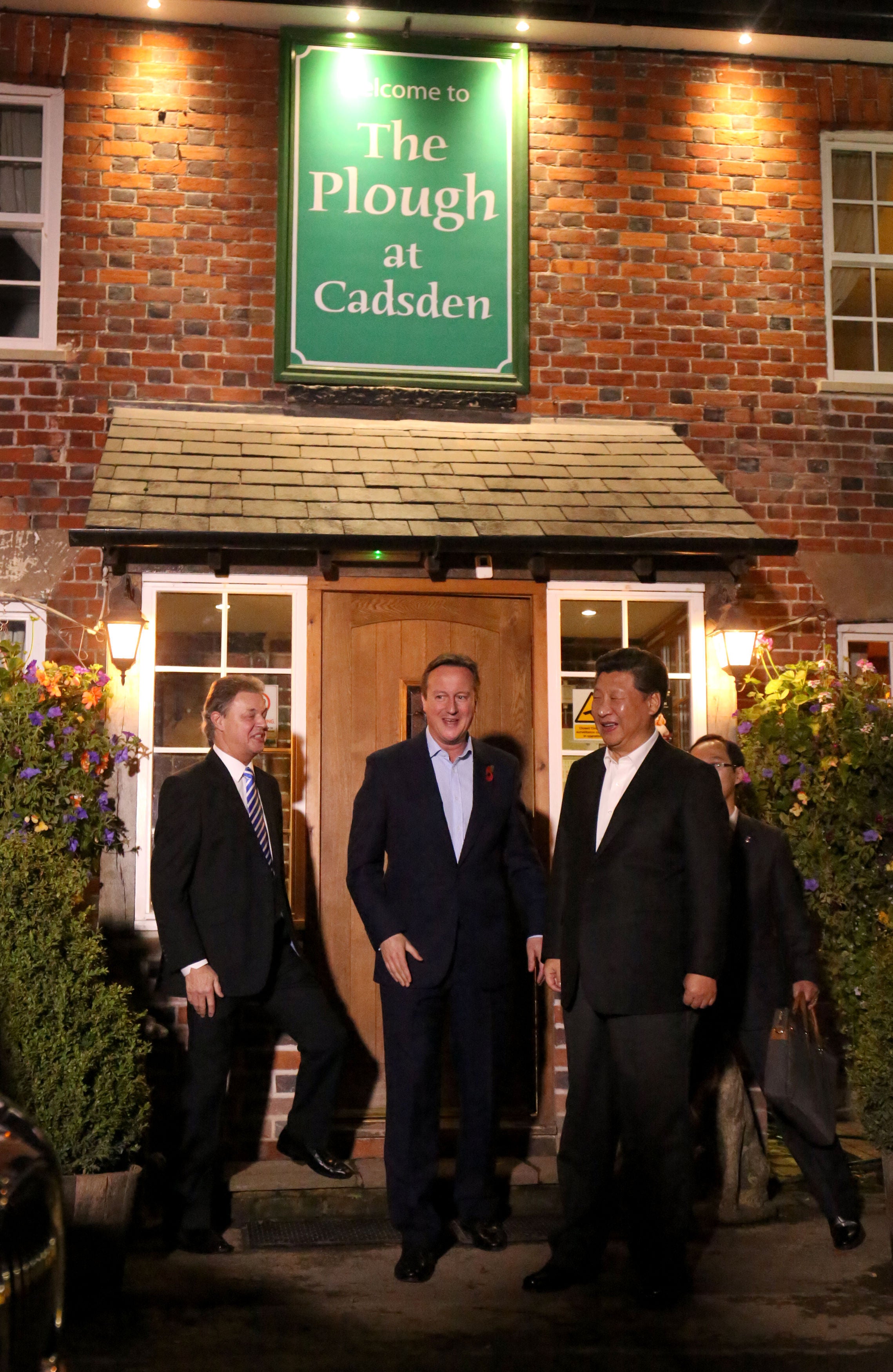 Prime minister David Cameron and Xi Jinping visit a pub in 2015 at the height of the ‘golden era’ in Anglo-Chinese relations