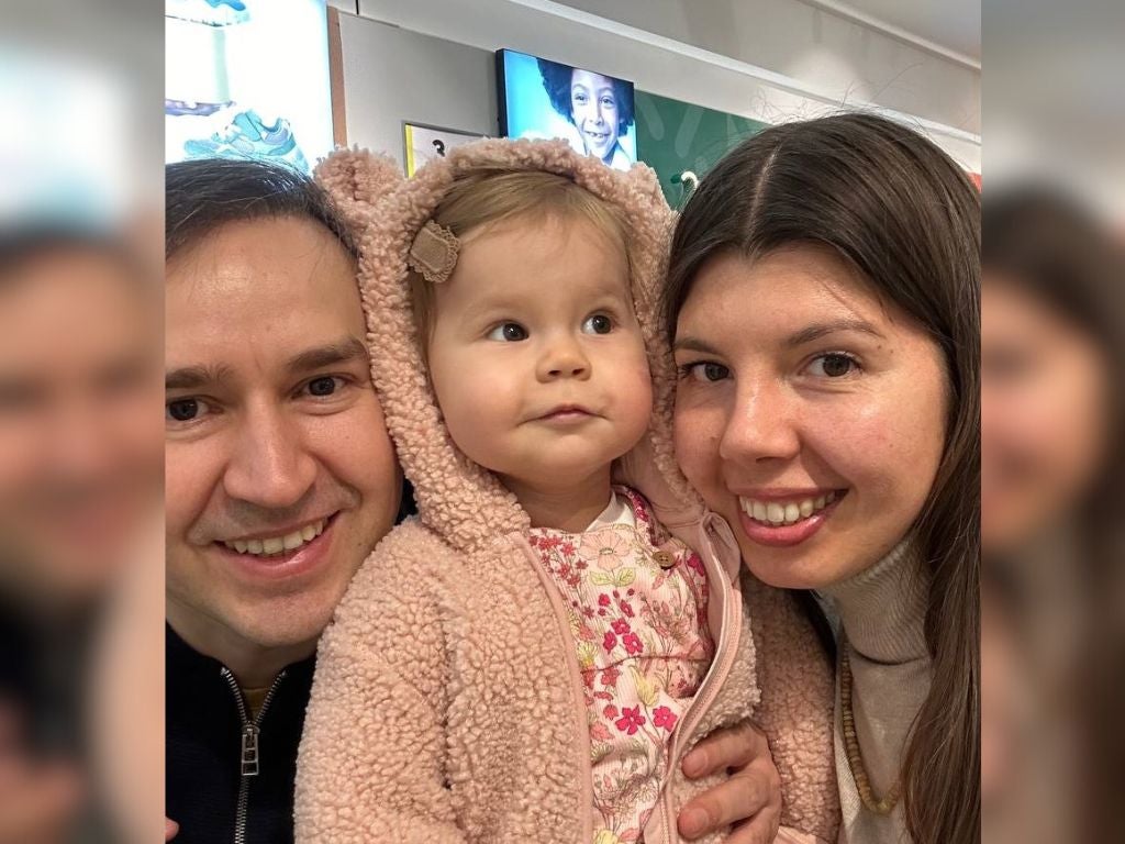 Salavat Abylkalikov with his wife and daughter