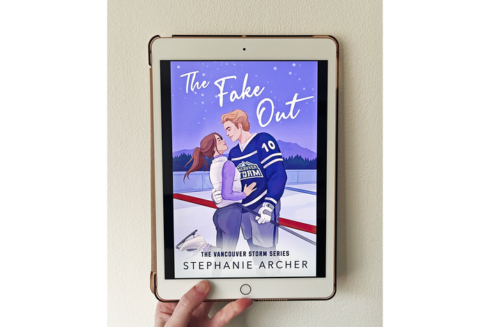 Best romance books IndyBest review ‘The Fake Out’ by Stephanie Archer, publised by Orion Publishing Co