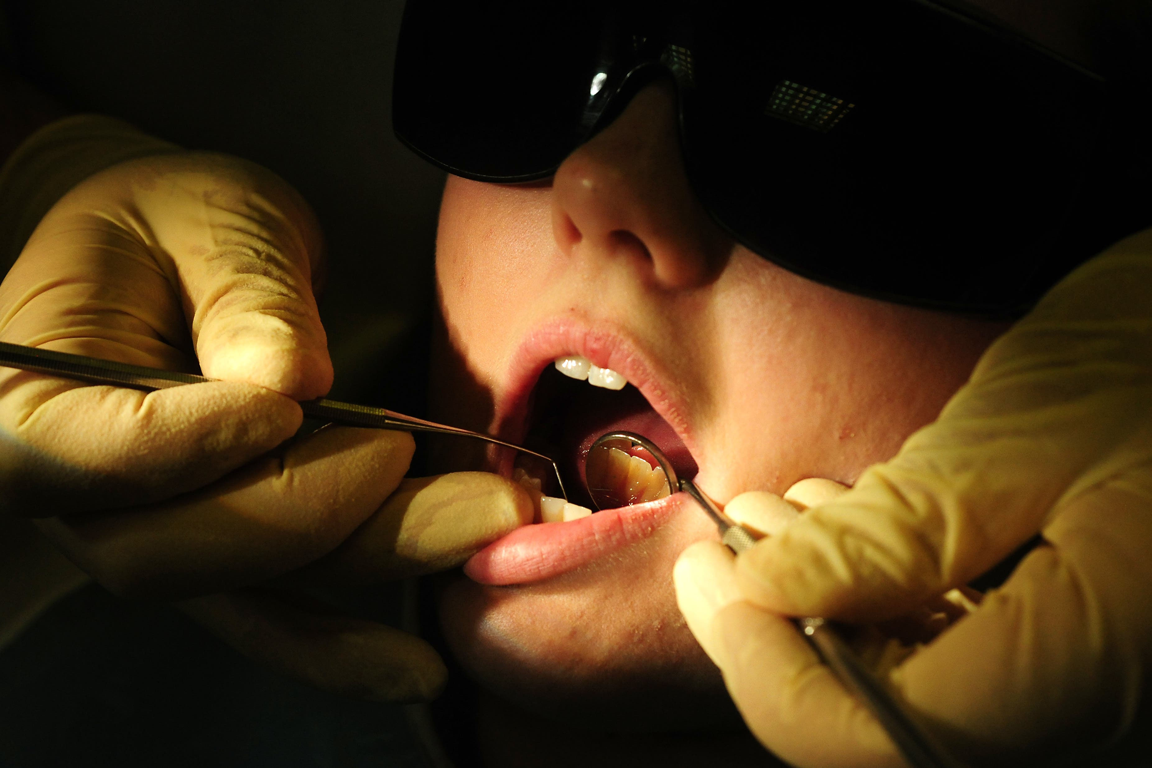 A survey has revealed continuing access problems for people seeking NHS dental care (PA)