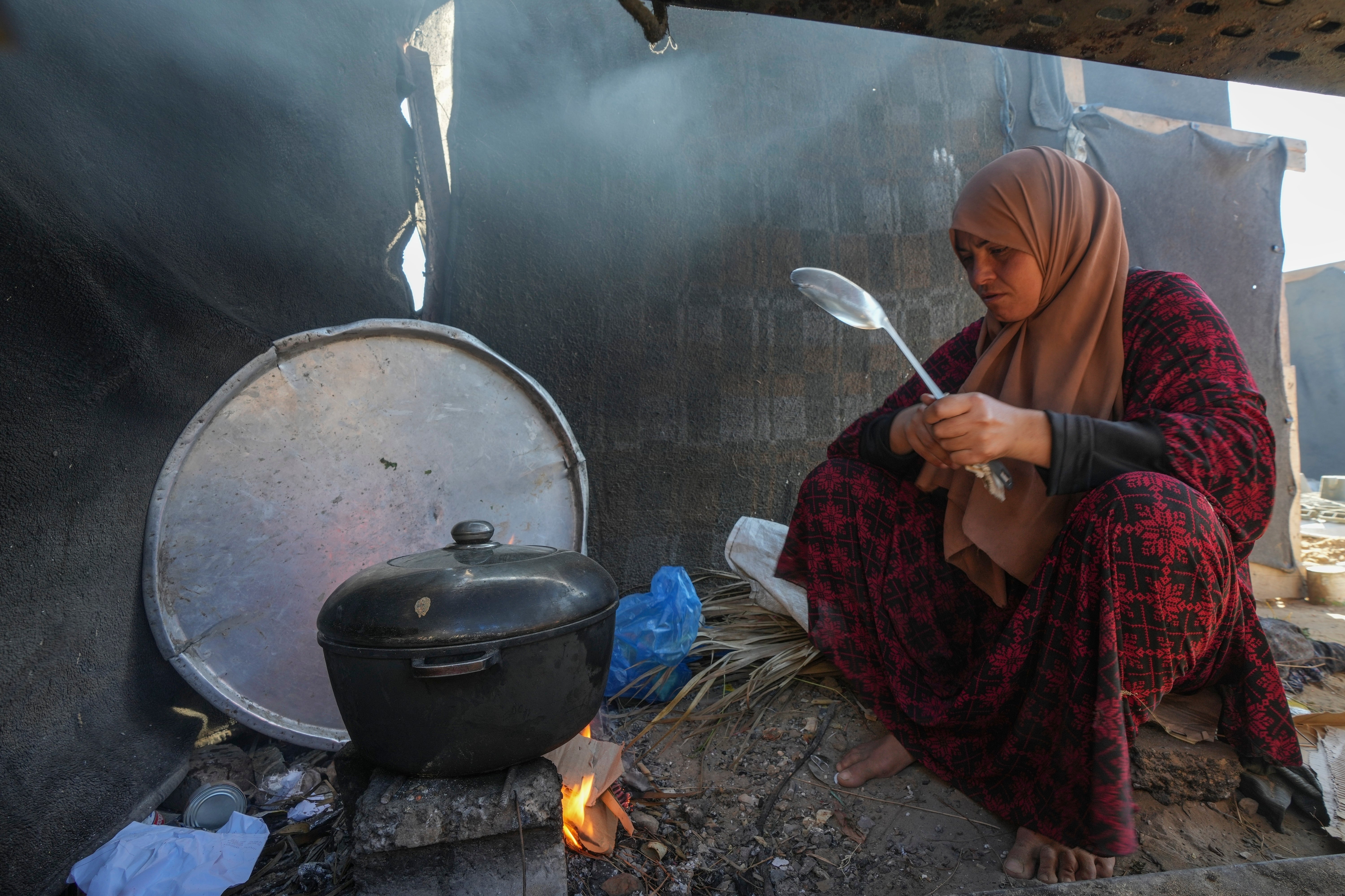 Mideast Wars Gaza Hunger