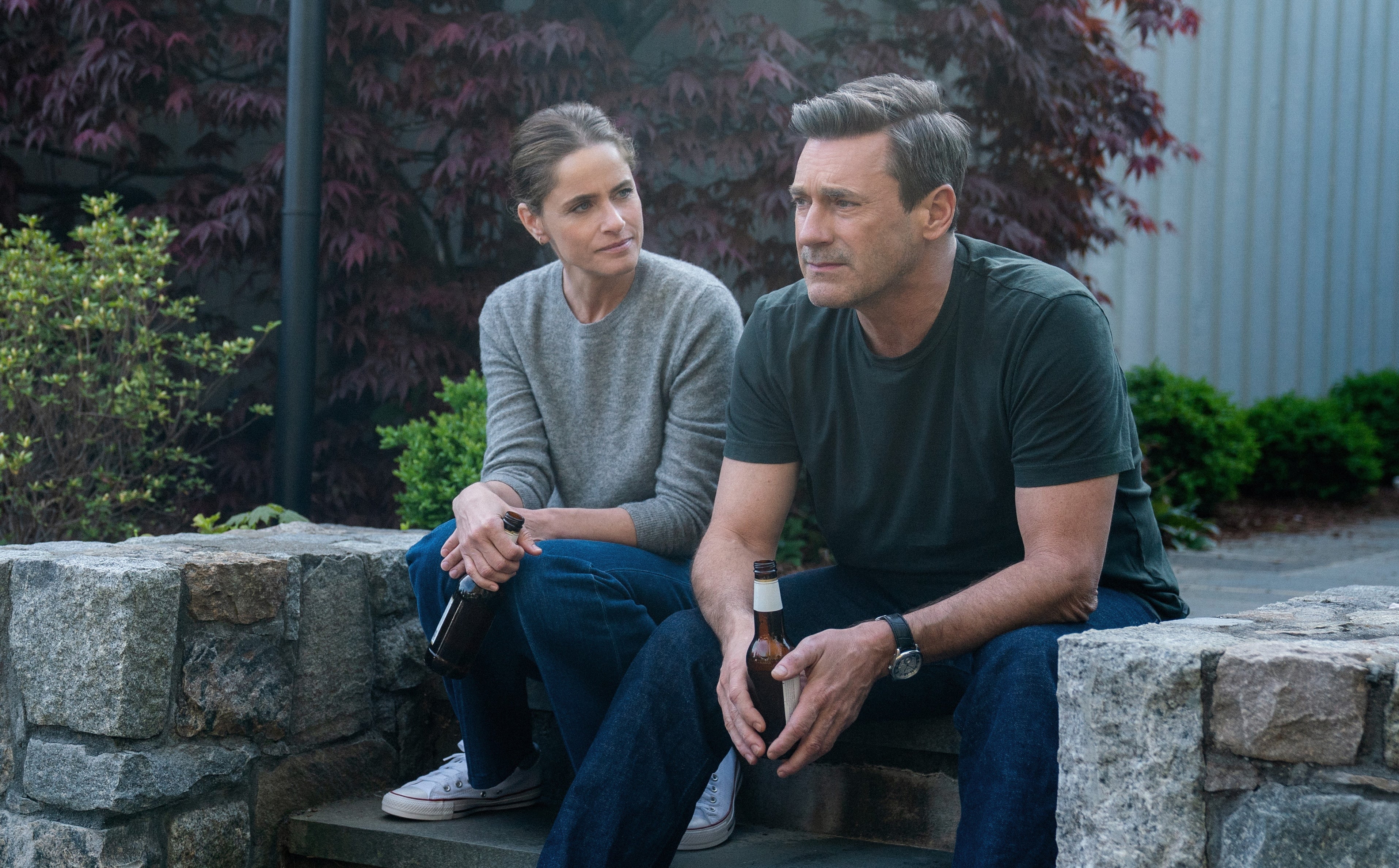 Amanda Peet and Jon Hamm in ‘Your Friends & Neighbors’