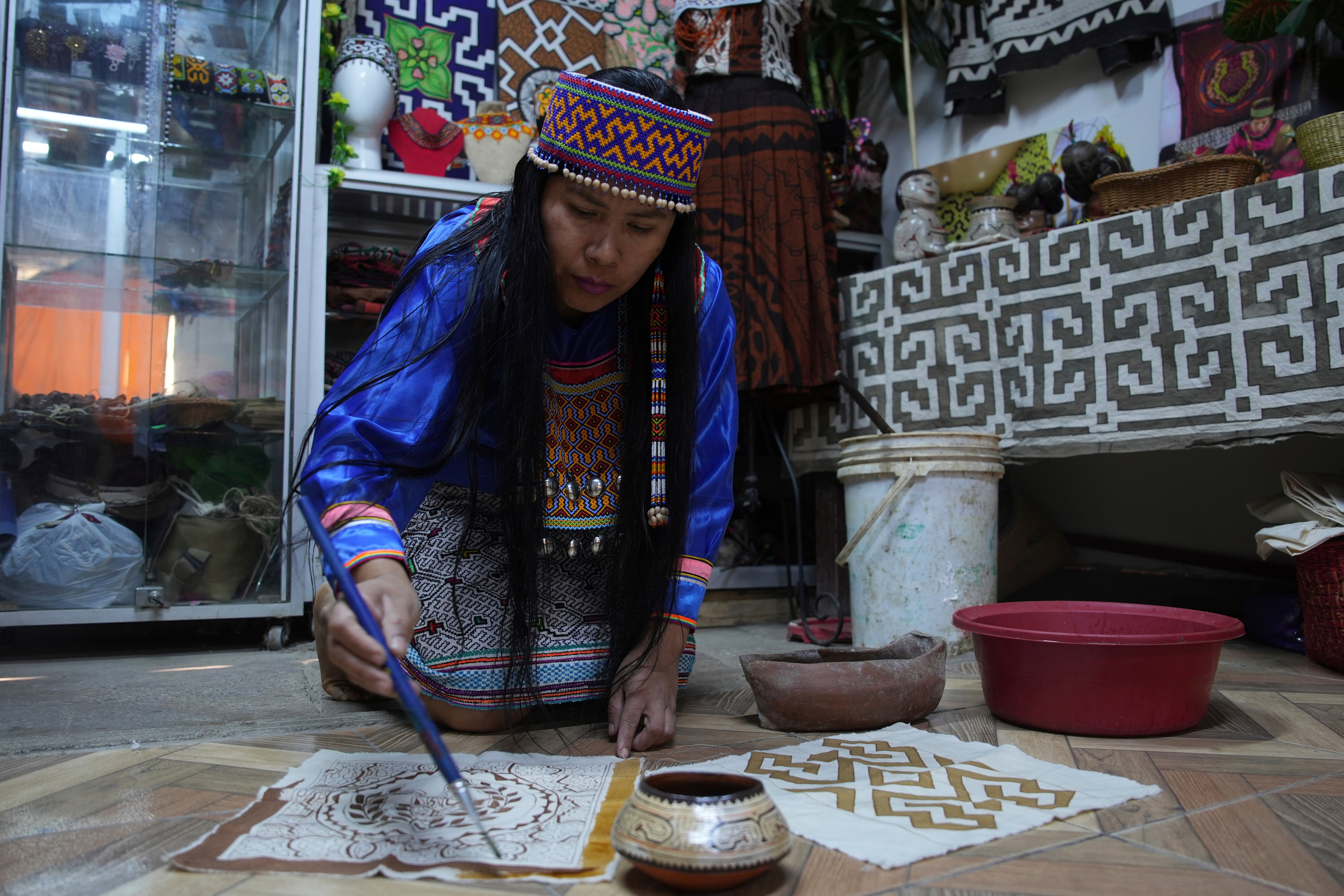 Peru Indigenous Craftswomen