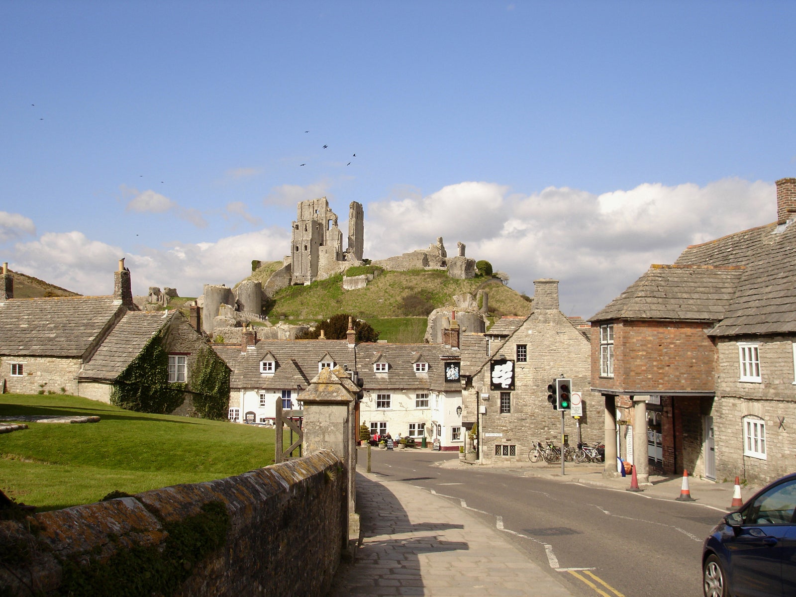 Stay in the small village of Corfe Castle