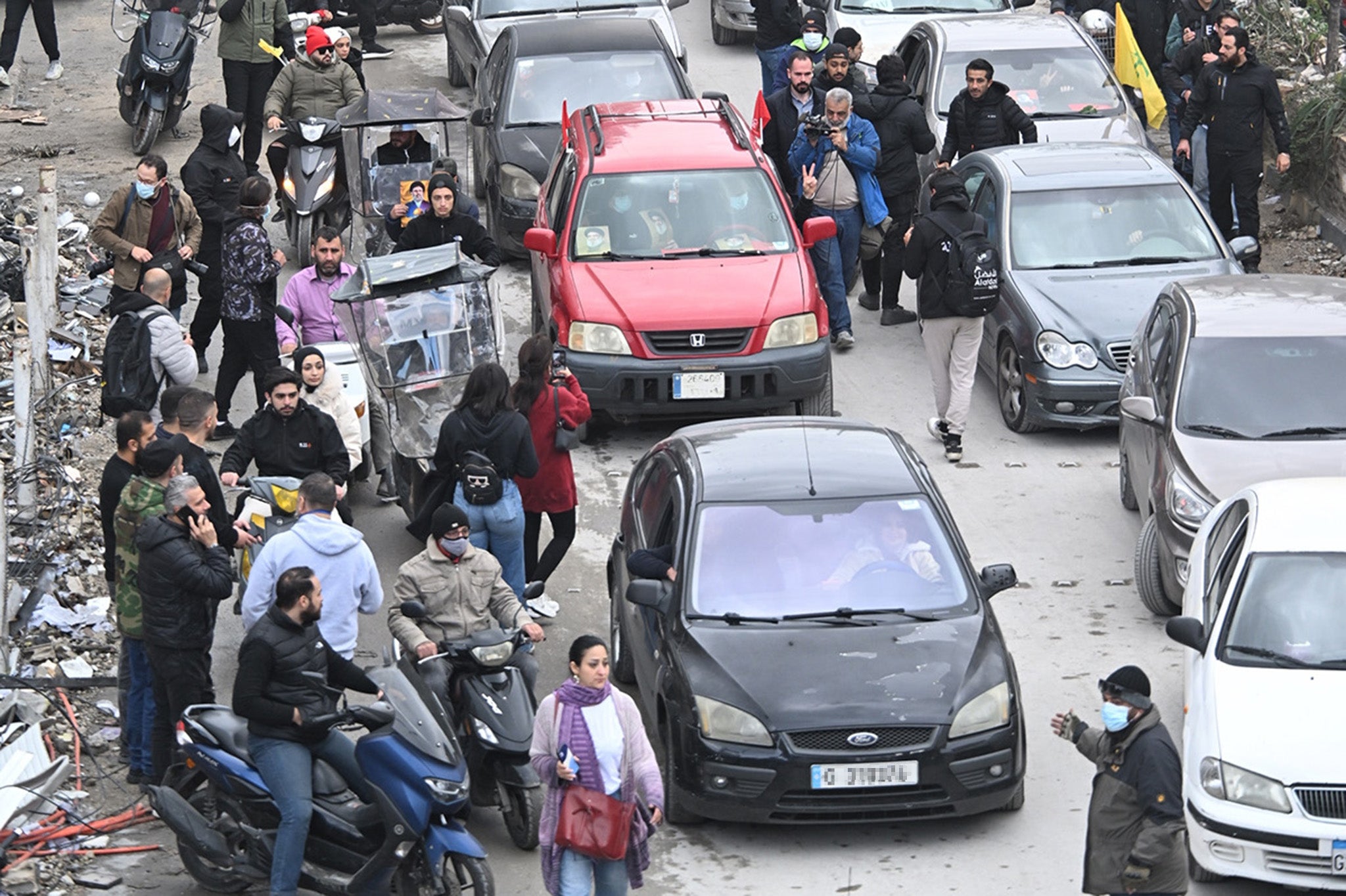 Lebanese citizens begin to return to their homes on Wednesday following the ceasefire agreement