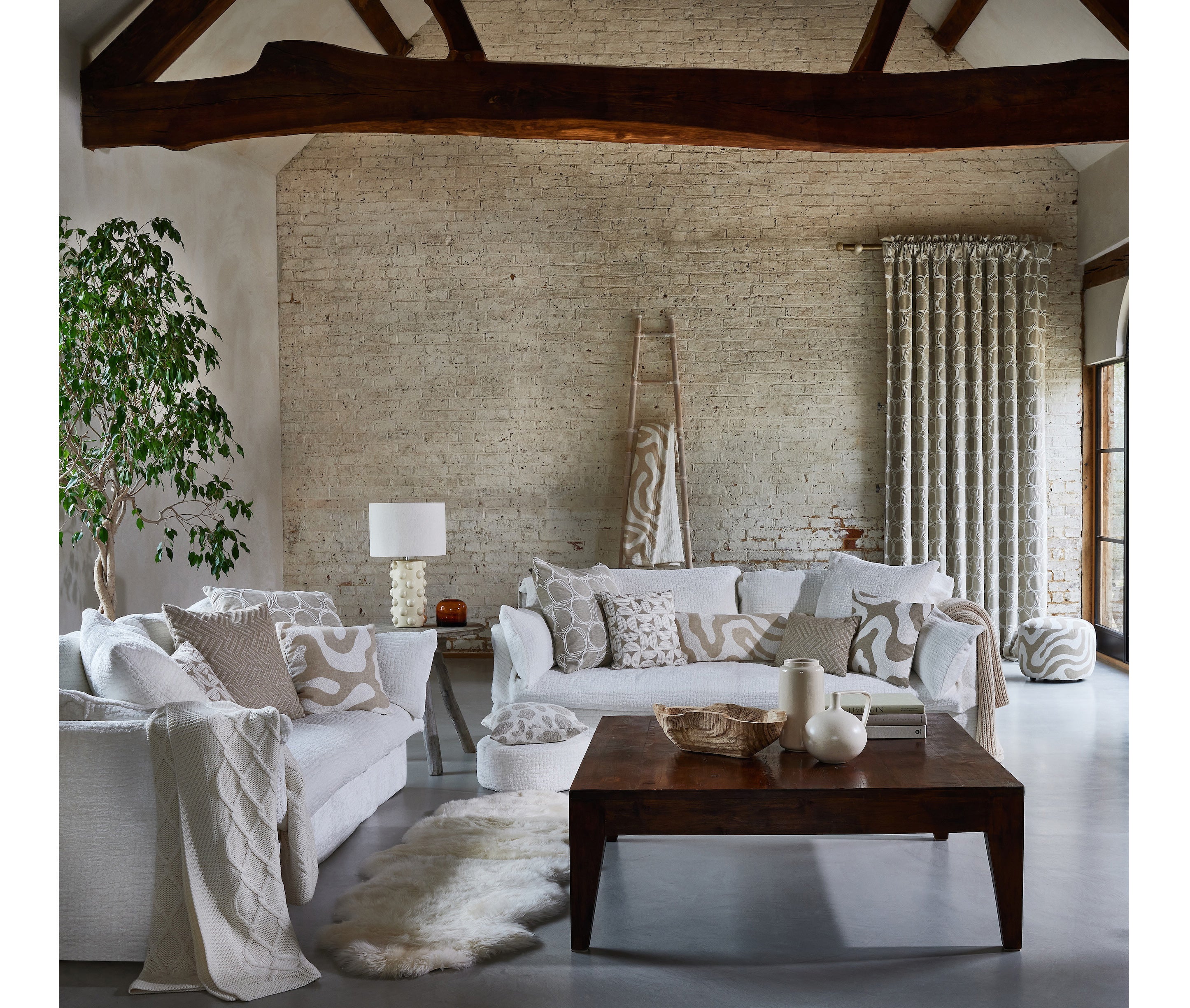 (Prestigious Textiles/PA)