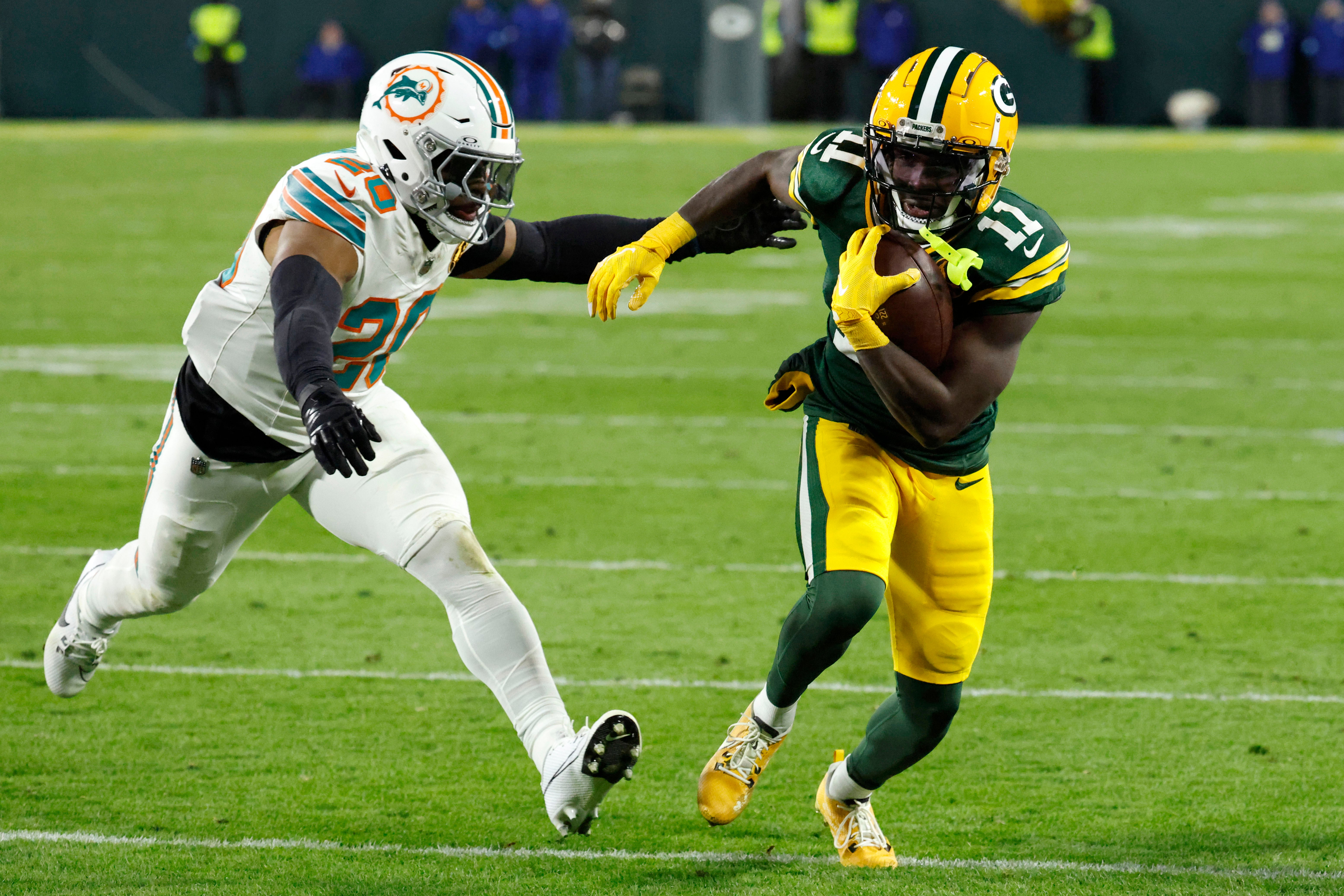 Dolphins Packers Football