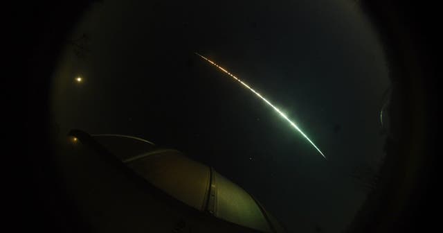 <p>Timelapse image of the meteor fireball</p>