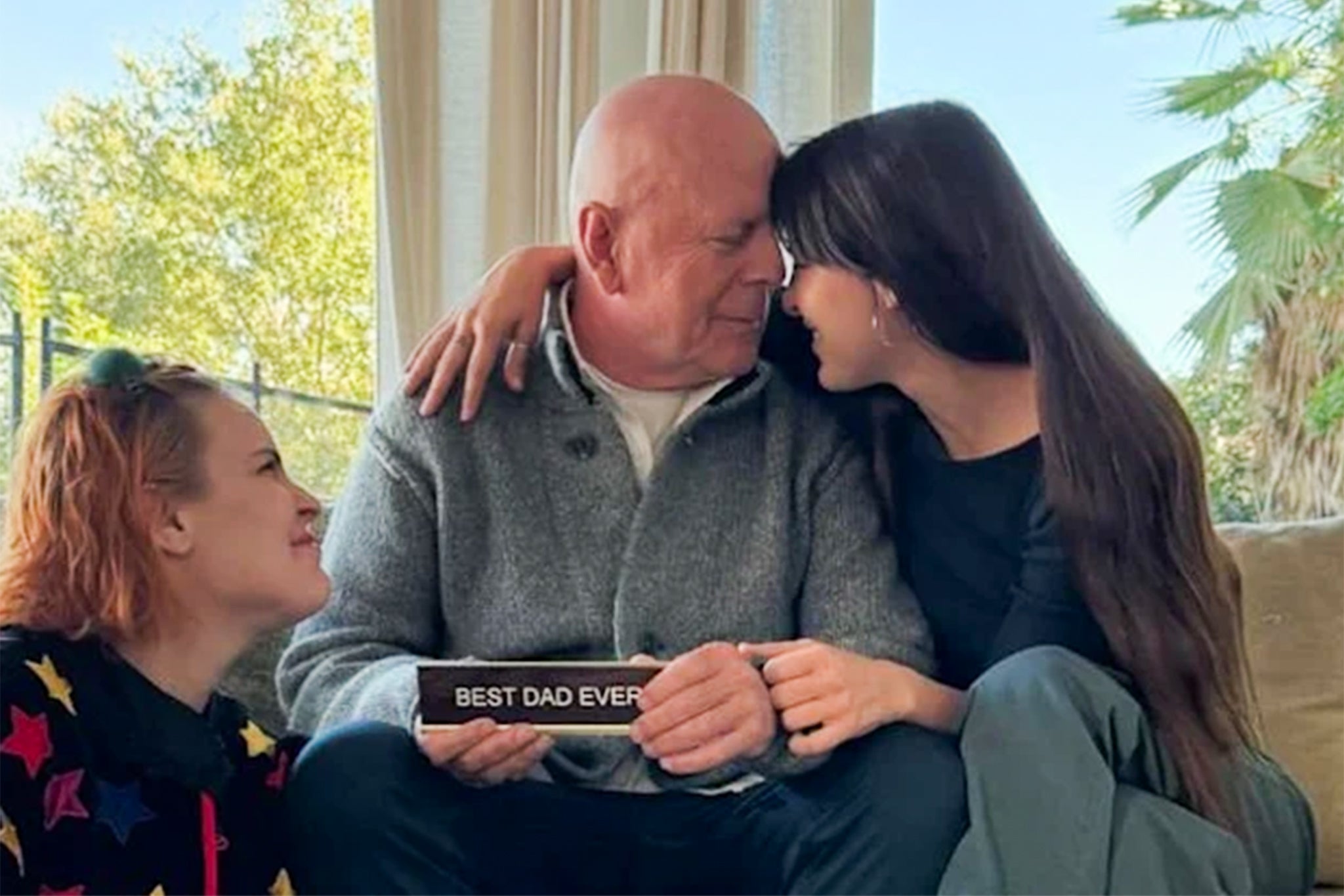 Bruce Willis with daughters Tallulah (left) and Scott Laurel on Thanksgiving