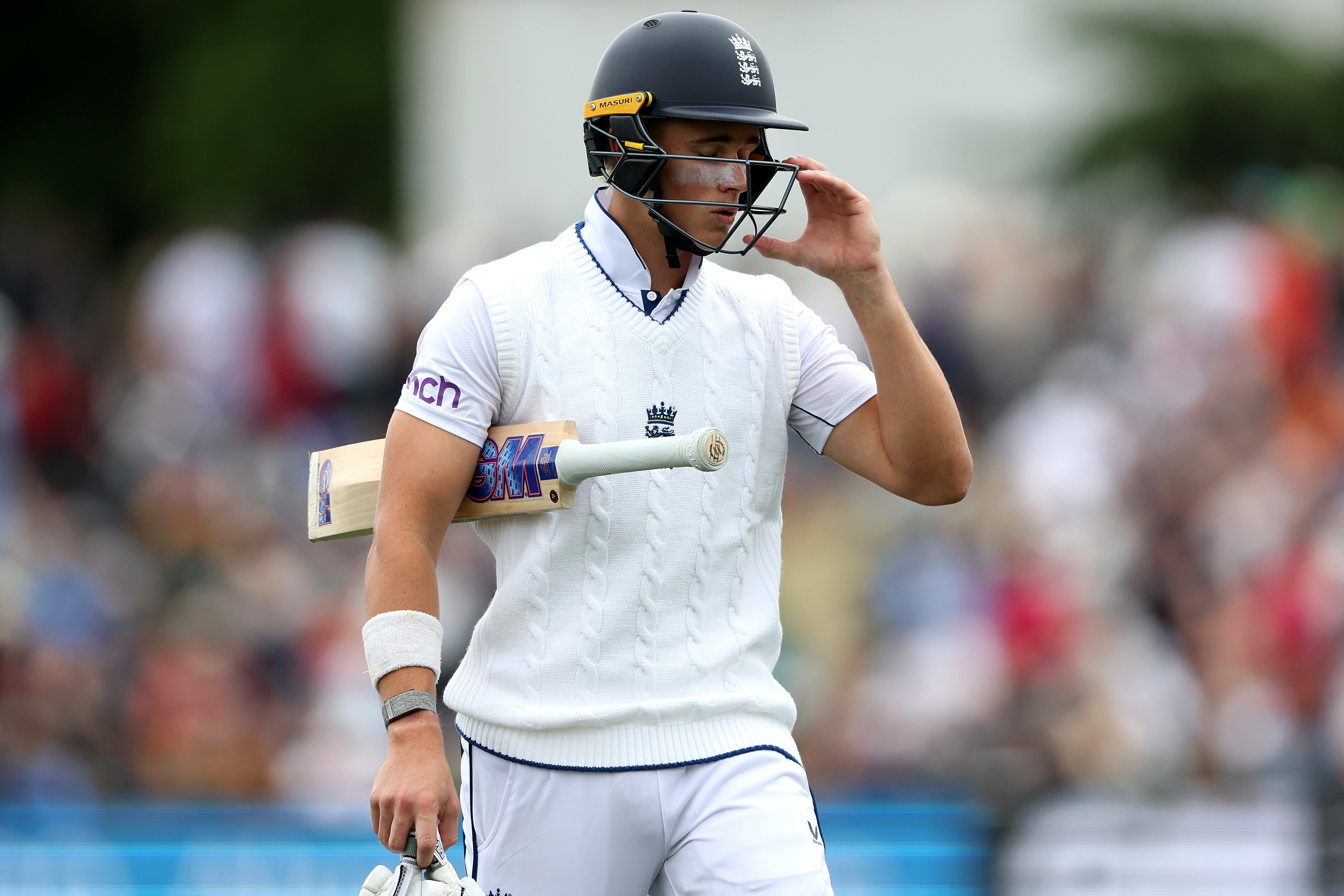 Bethell was dismissed for 10 from 34 balls in his first innings in Test cricket