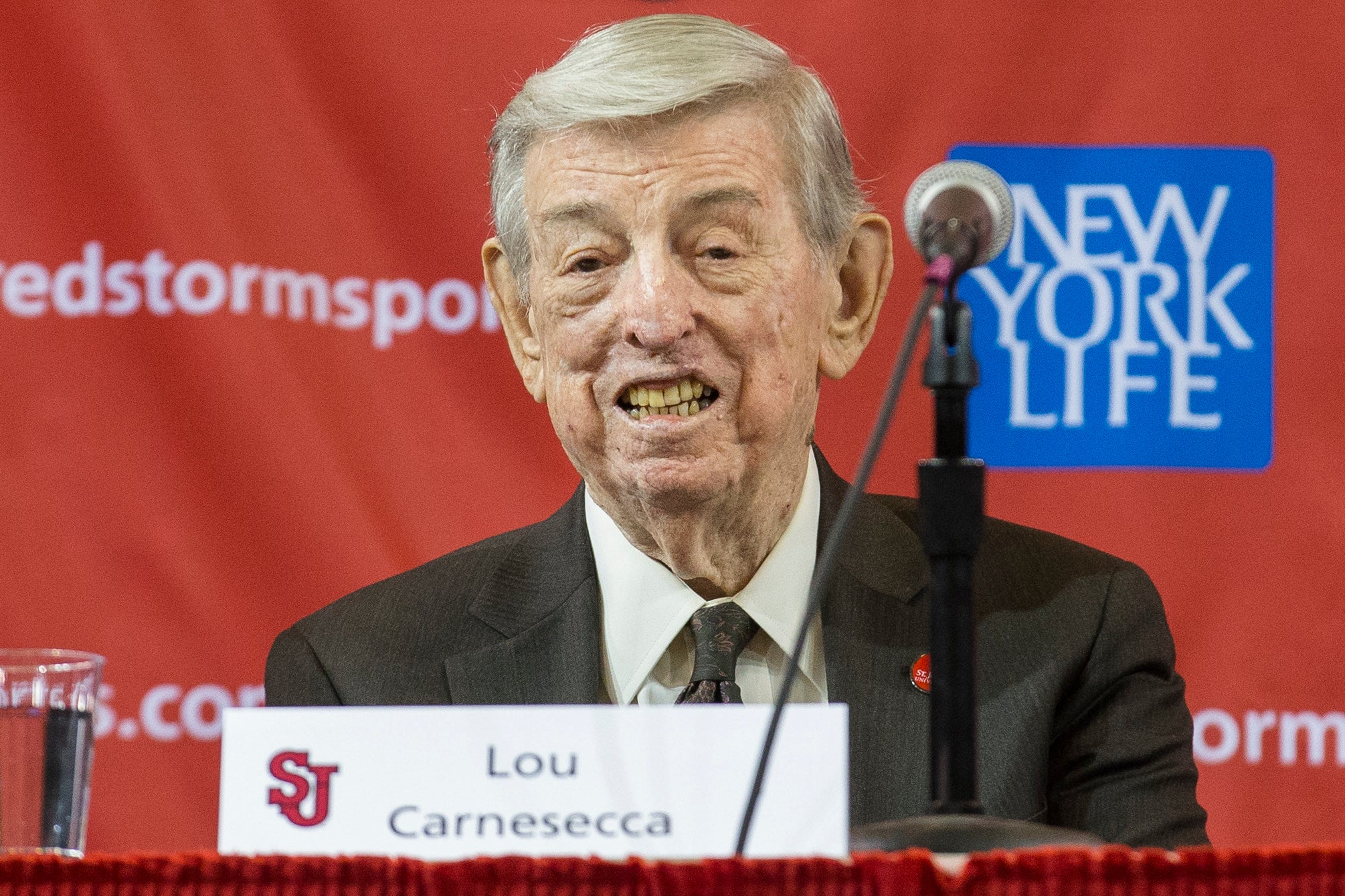 Obit St. John's Carnesecca Basketball