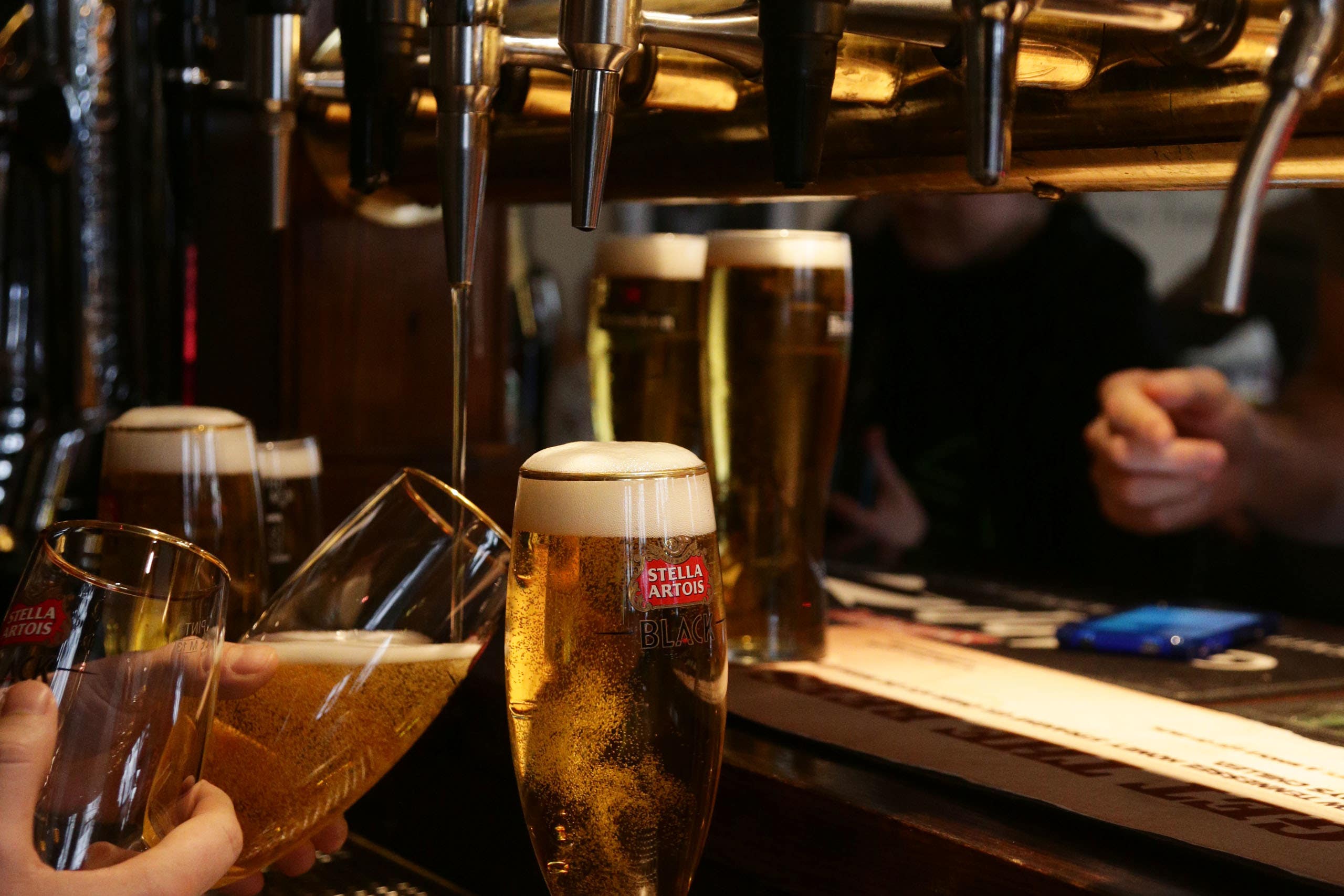 Nearly a fifth of homeowners have put in an offer for a property while in a pub, Zoopla said (Yui Mok/PA)