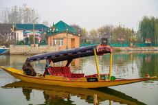 Uber floats Asia’s first boat taxi service on Kashmir’s picturesque Dal Lake