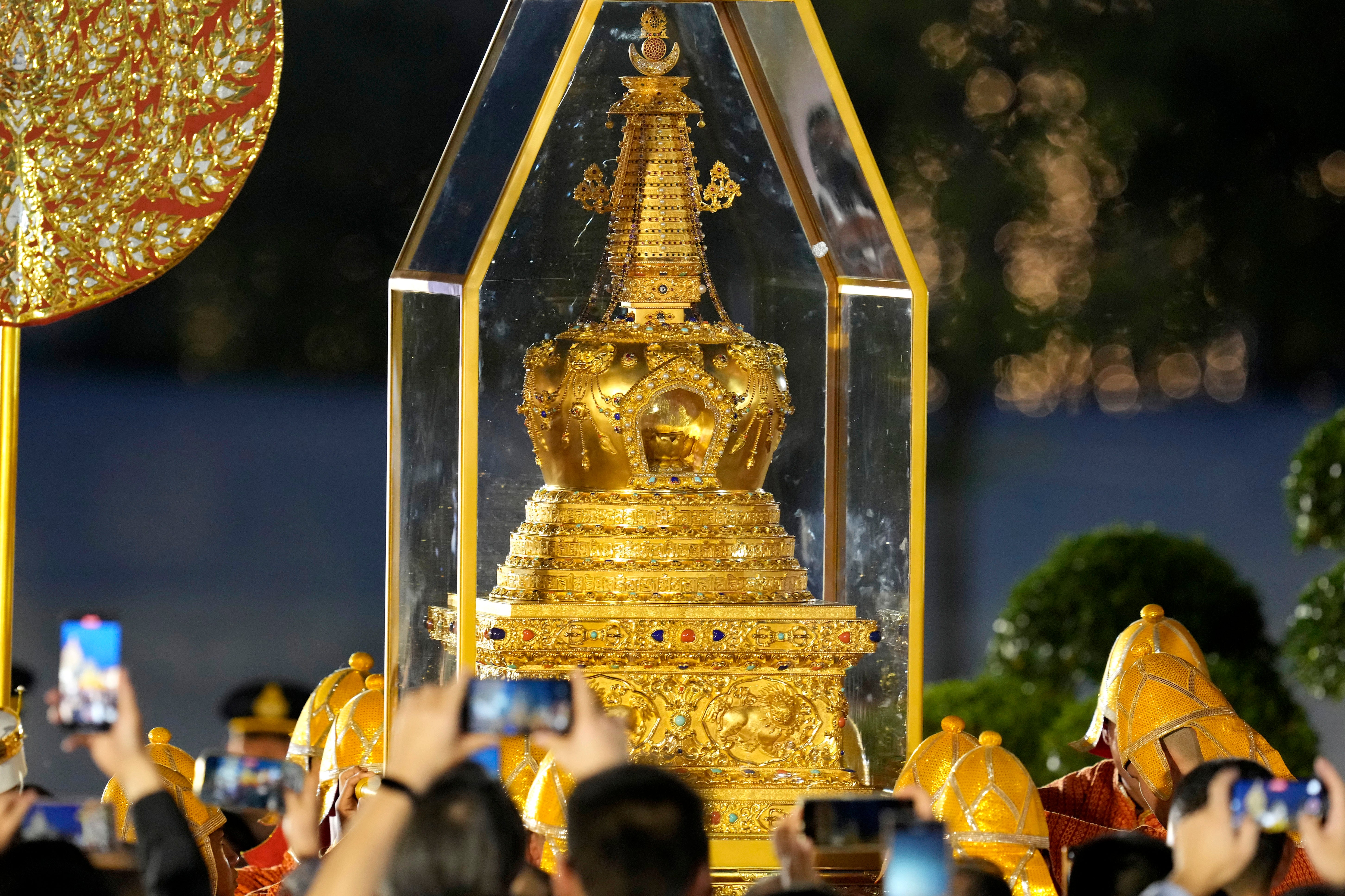 Thailand Buddha Tooth Procession