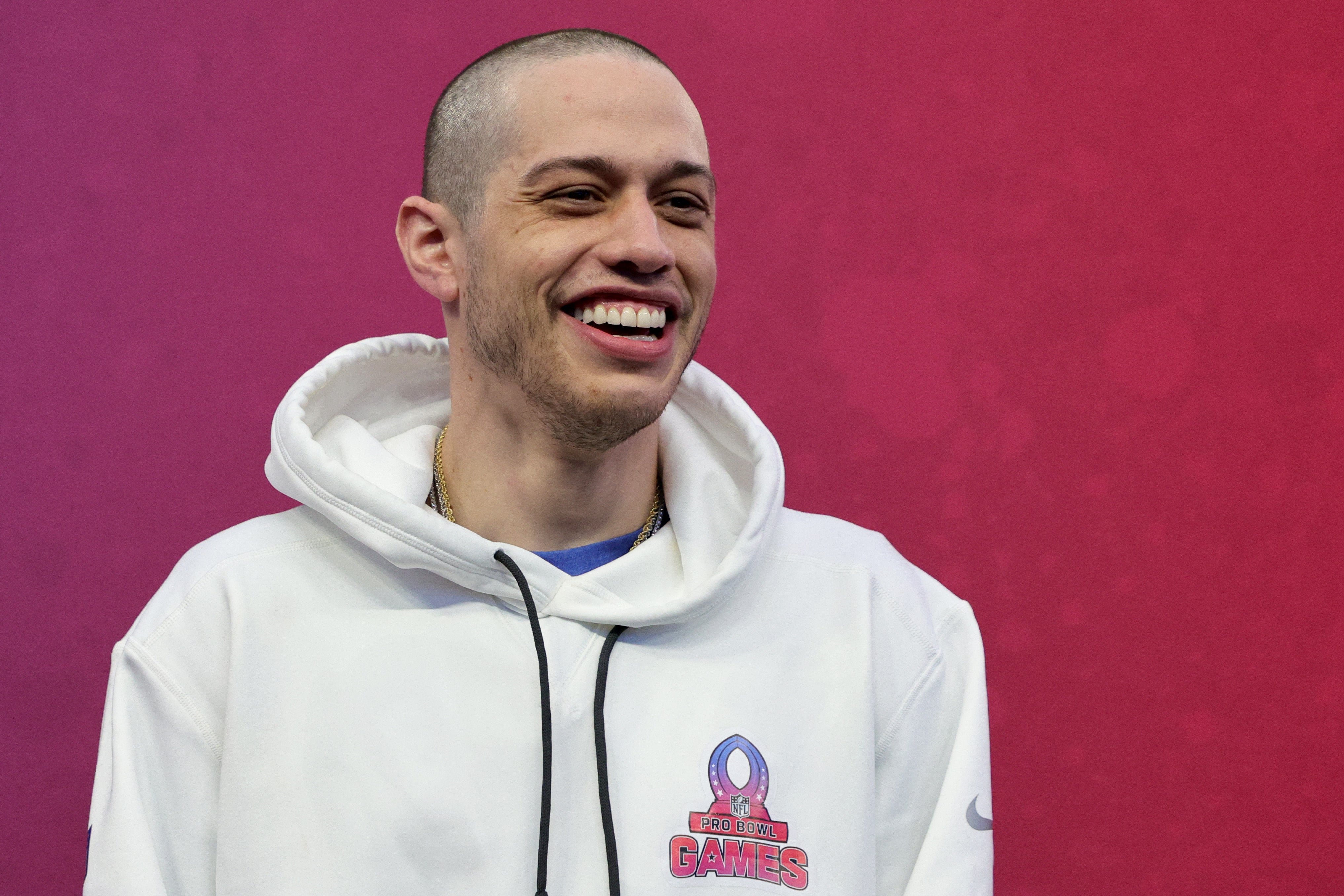 Pete Davidson claims ‘SNL’ cast members are paid $3,000 per episode