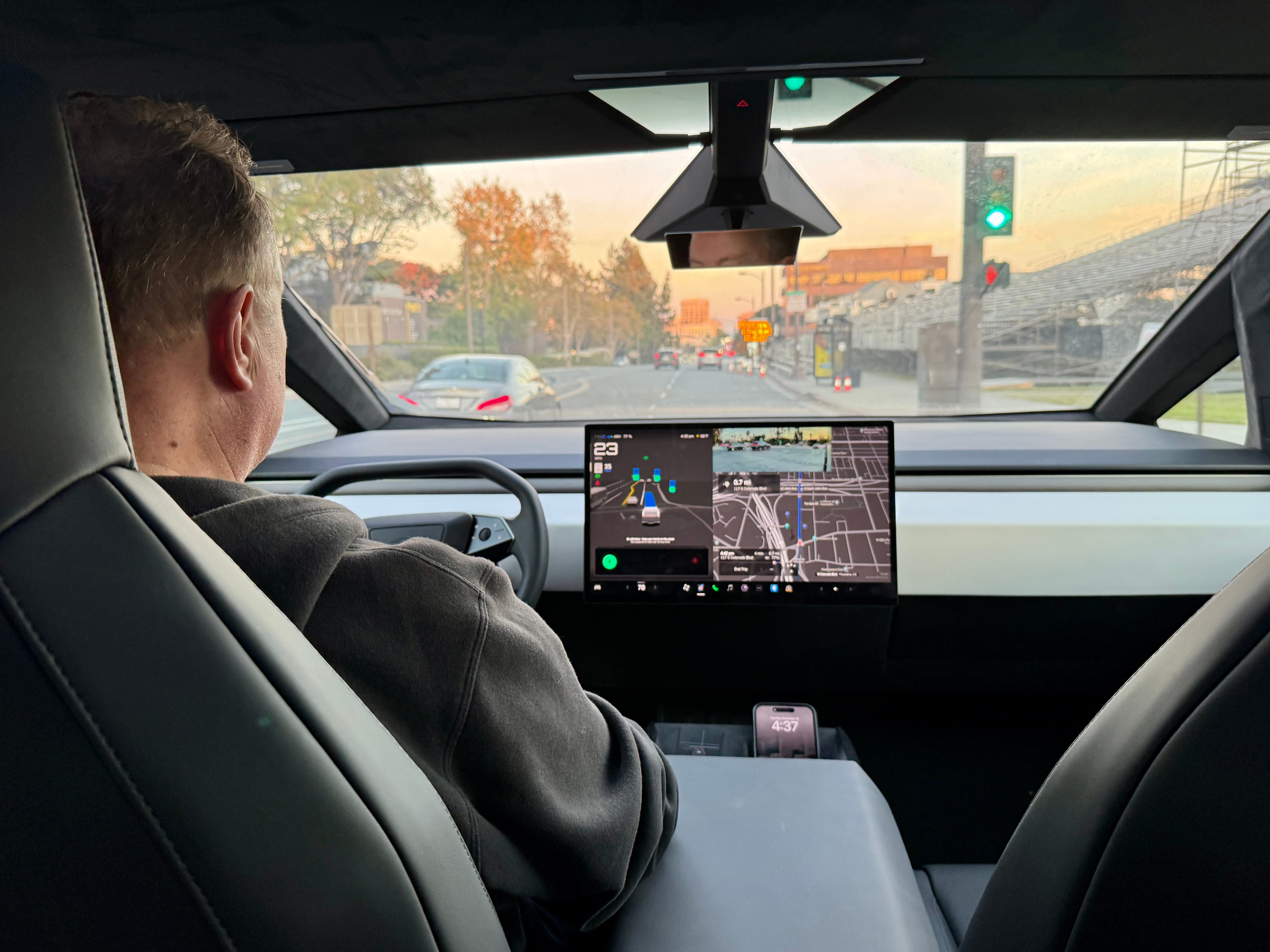 Tesla Full Self-Driving drove us through the streets of Pasadena and on the freeway