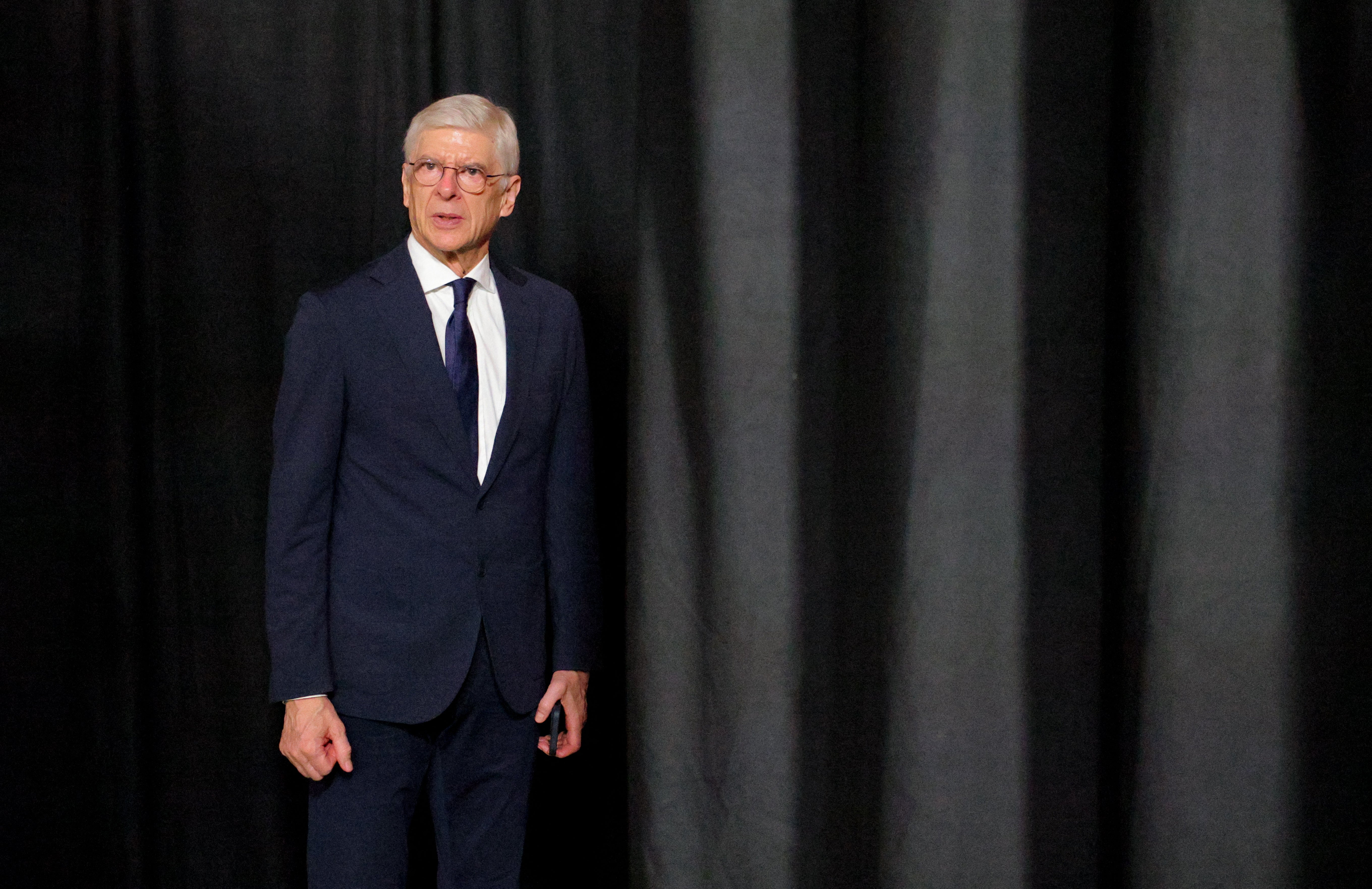 Arsene Wenger suggested that the Europa League winner should not earn qualification for the Champions League