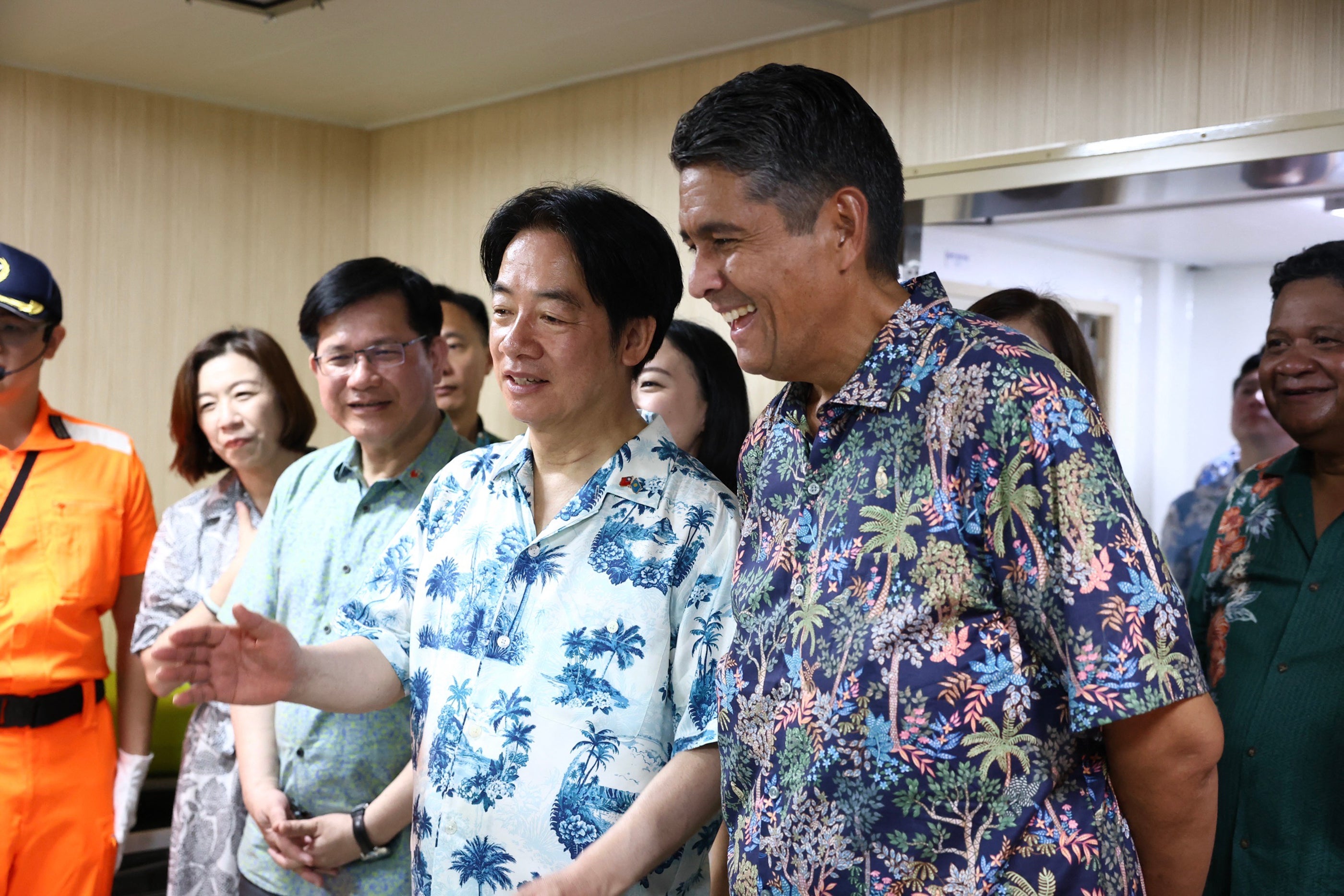 Lai Ching Te and Palau’s president Surangel Whipps Jr tour a medical cabin aboard Yunlin