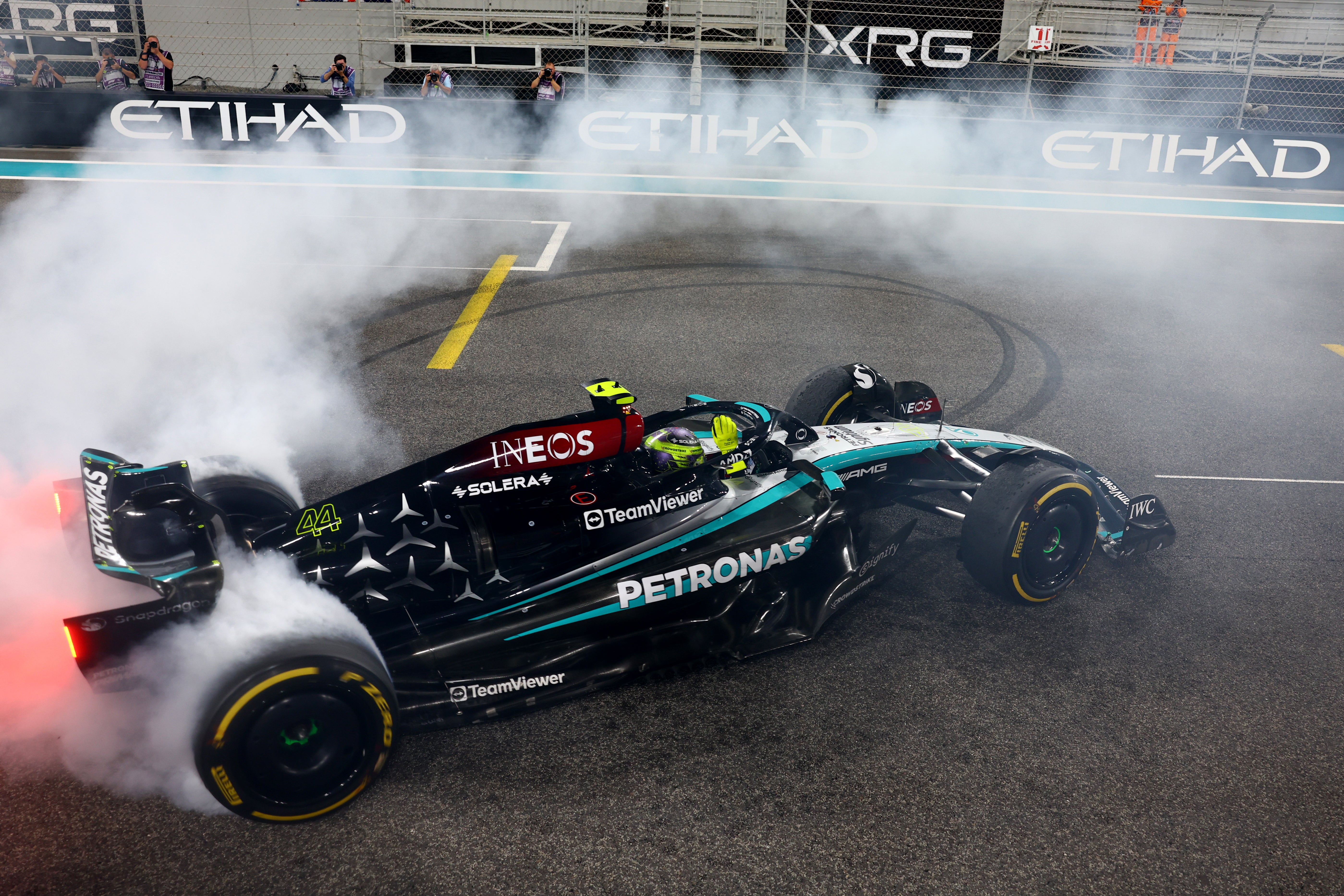 Lewis Hamilton did some doughnuts after his final race for Mercedes