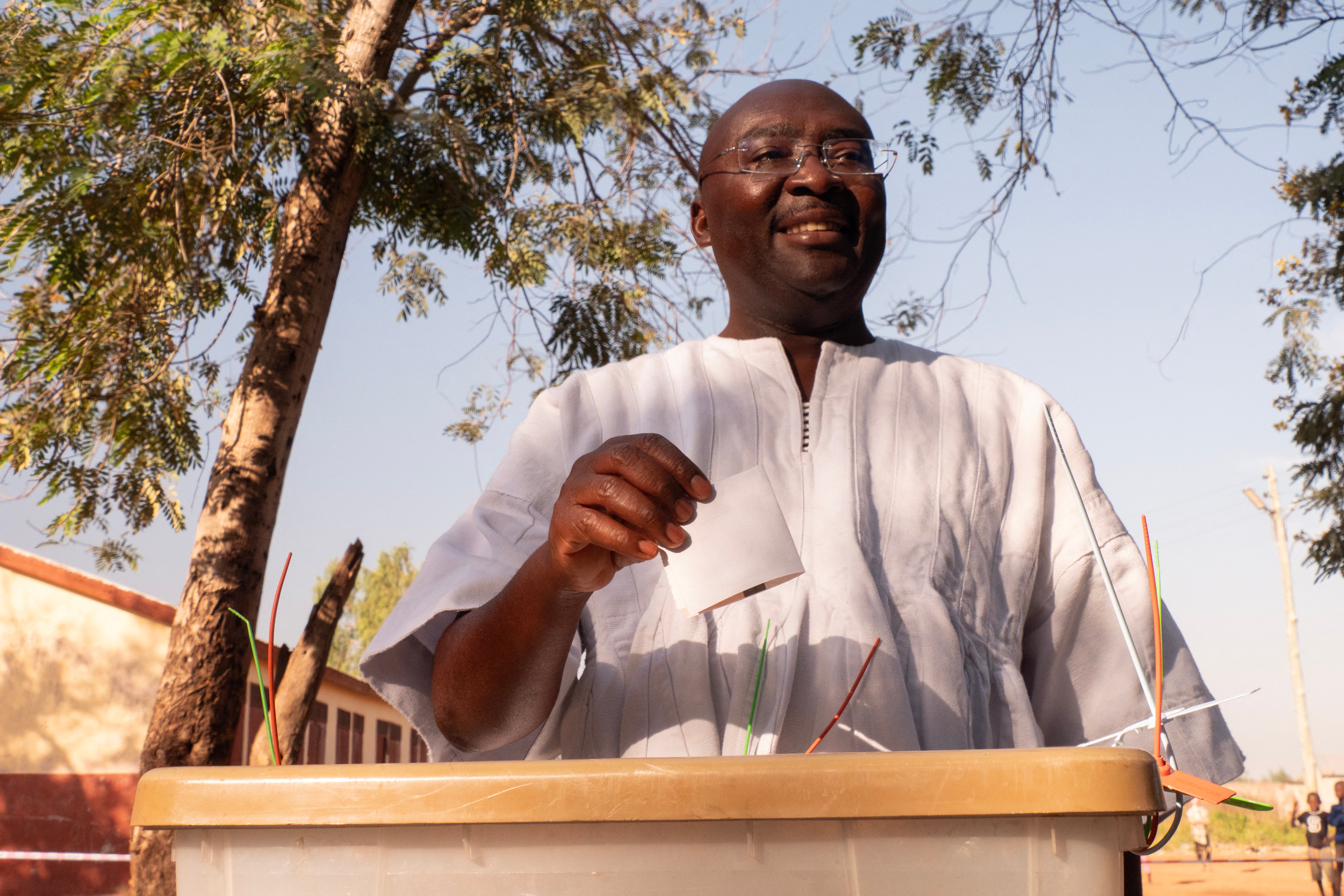 Ghana Vice President and ruling New Patriotic Party (NPP) presidential candidate Mahamudu Bawumia casts his ballot