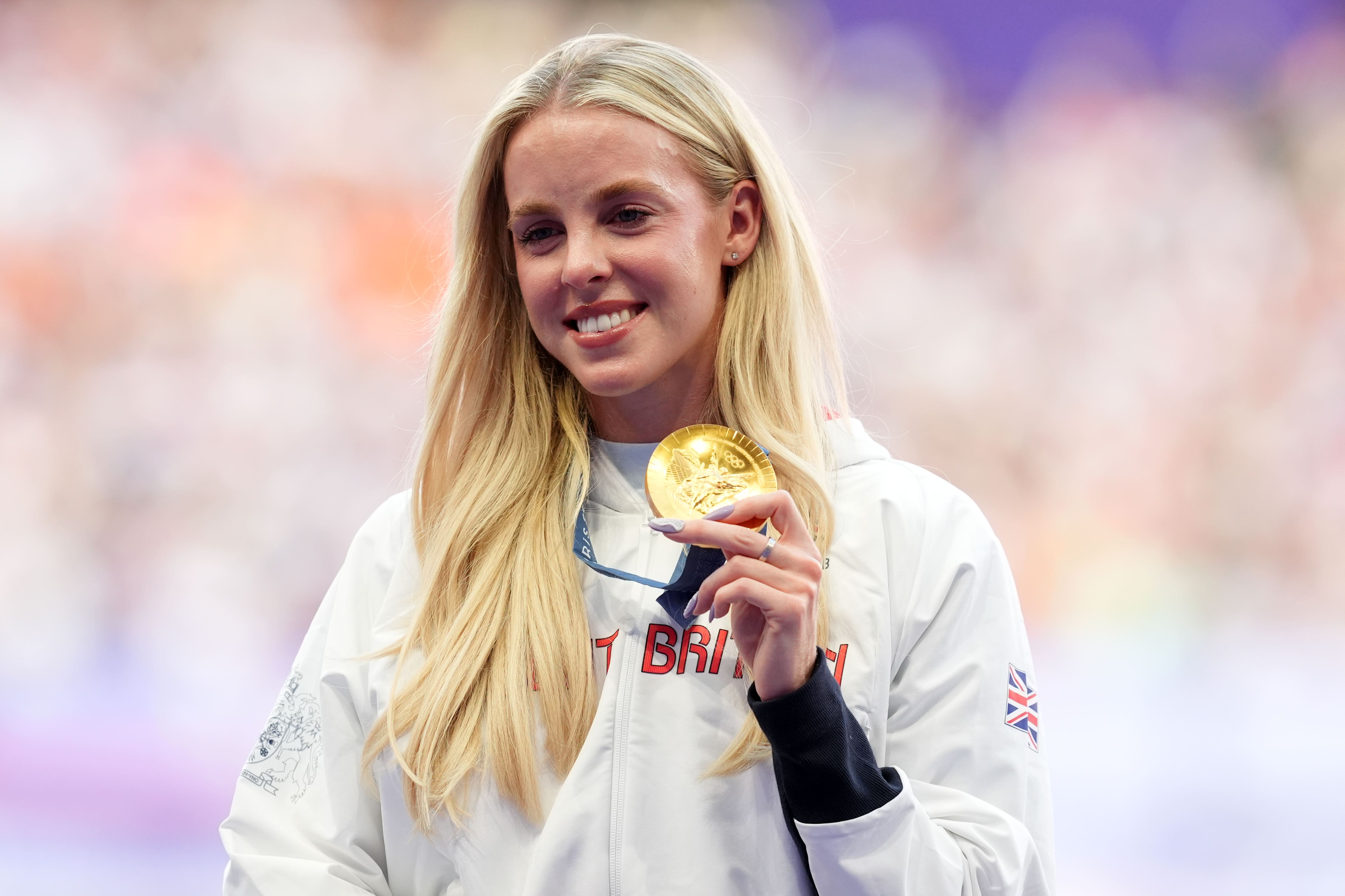 Hodgkinson with her Olympic gold medal