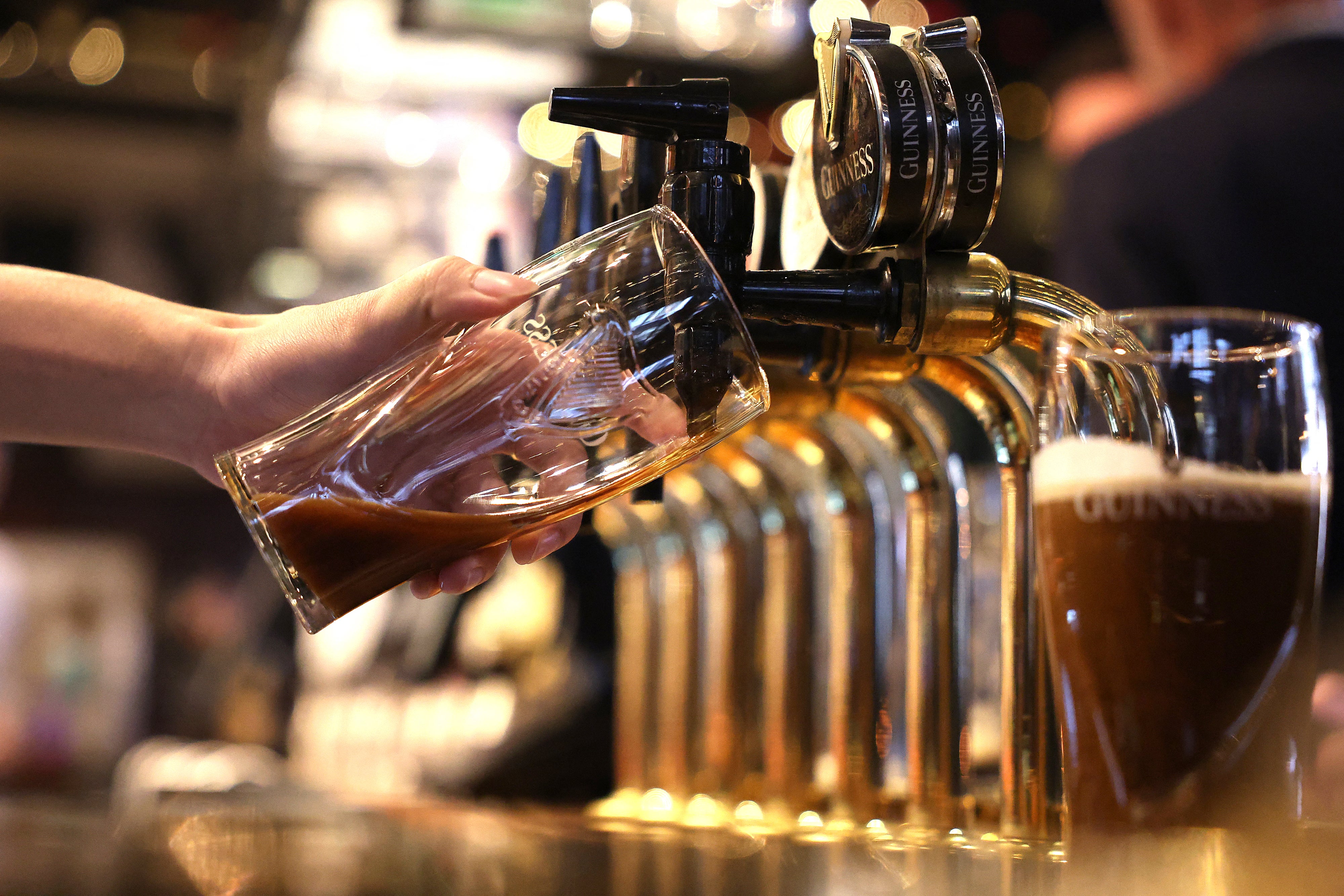 Pubs fear that problems with Guinness supply could hit their profits over the Christmas period