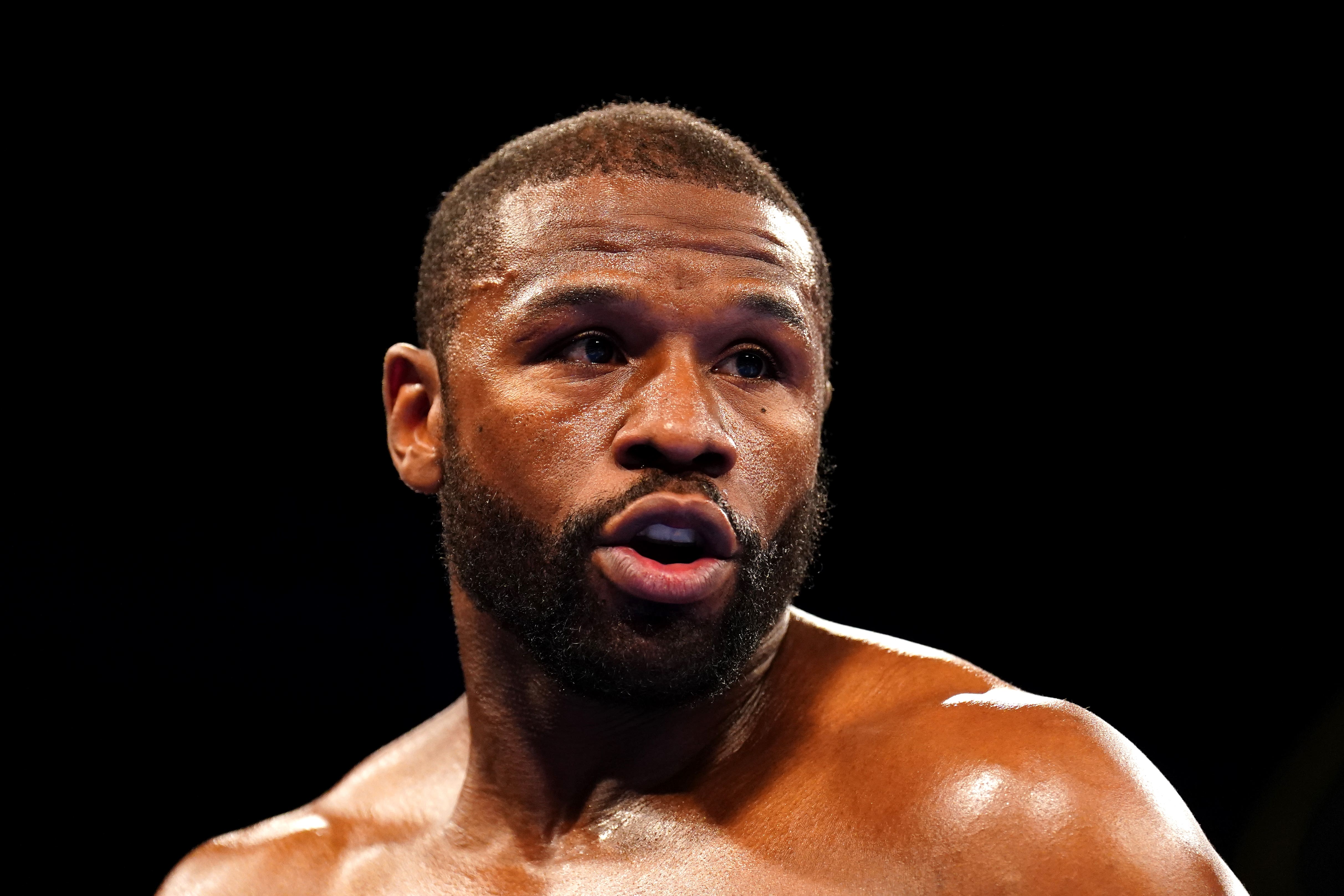 Floyd Mayweather hints at return to professional boxing after Mike Tyson fight