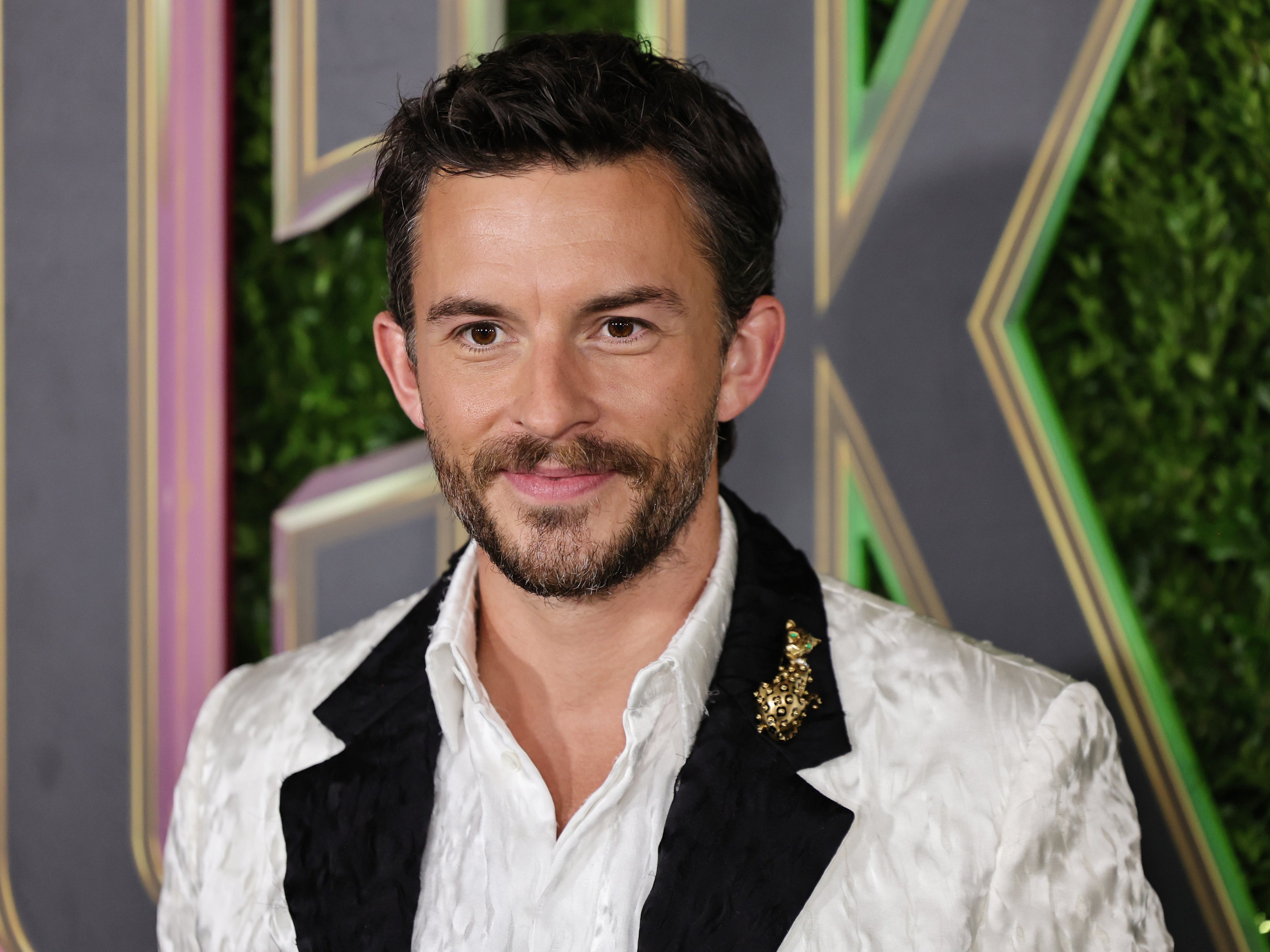 Jonathan Bailey, who is openly gay, says he’s considered co-parenting children with a woman