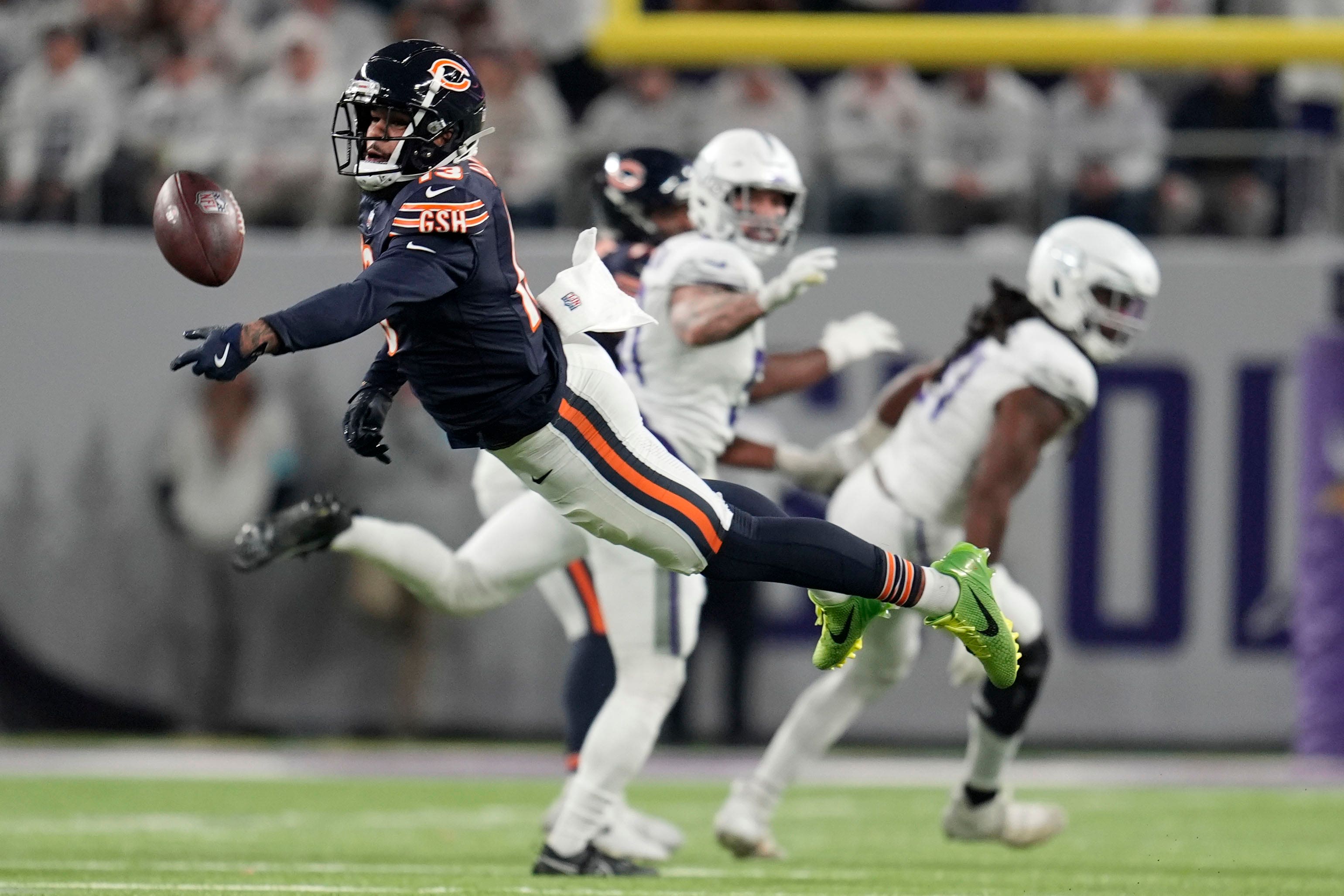 Chicago Bears wide receiver Keenan Allen reaches for an incomplete pass (Abbie Parr/AP)