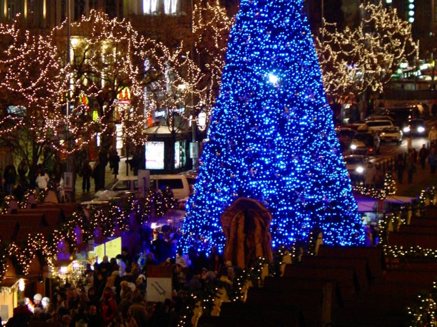 Deep and crisp: Wenceslas Square in Prague