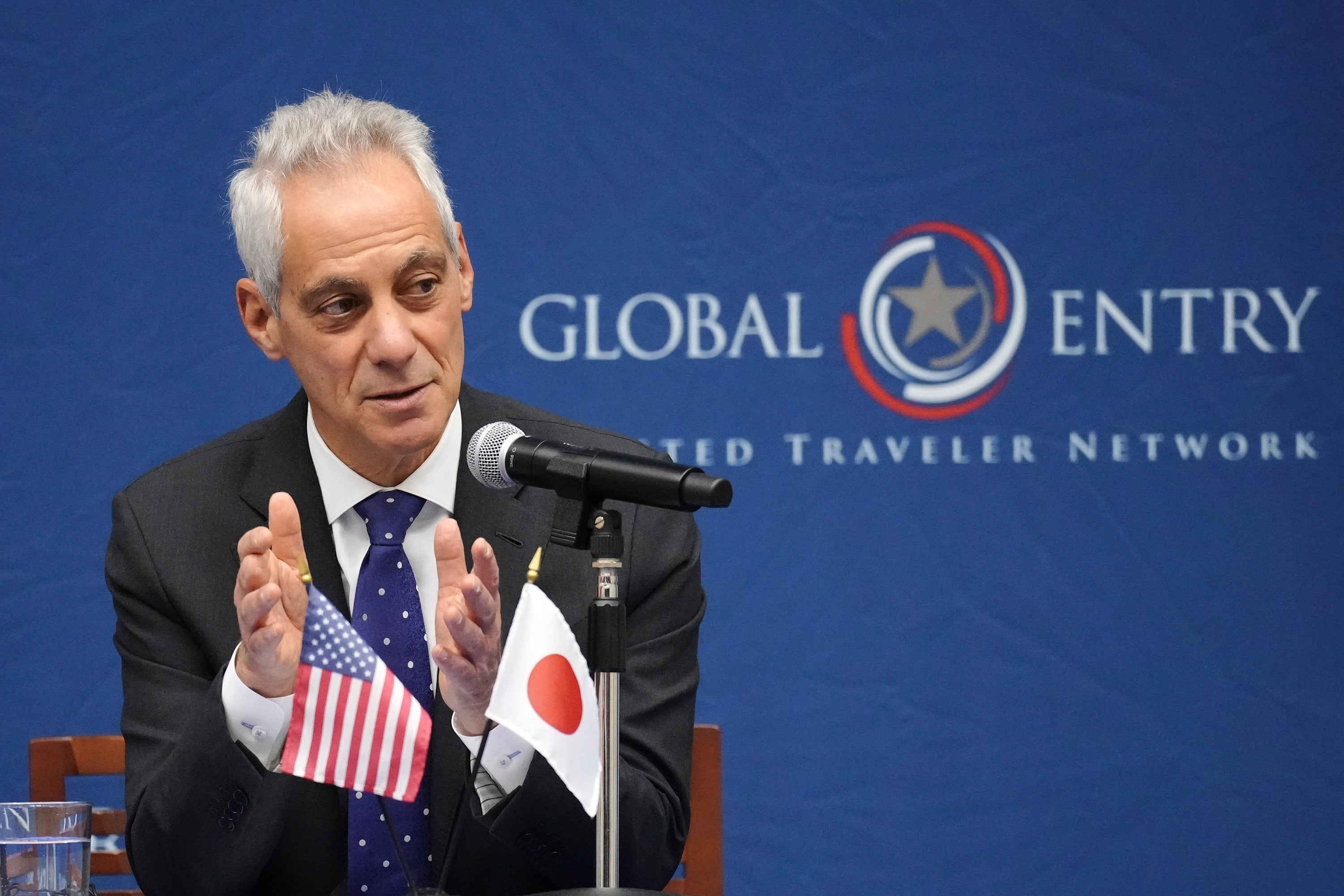 Outgoing U.S. ambassador to Japan Rahm Emanuel attacks the Democrats for not punishing those responsible for the 2008 crash