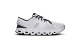 on cloud x4 gym shoes