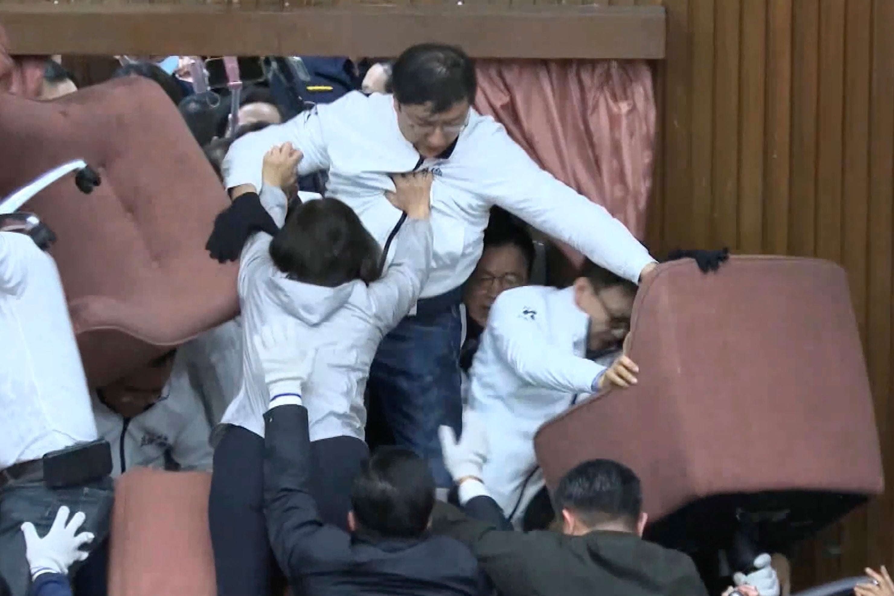 Taiwan Legislature Clash