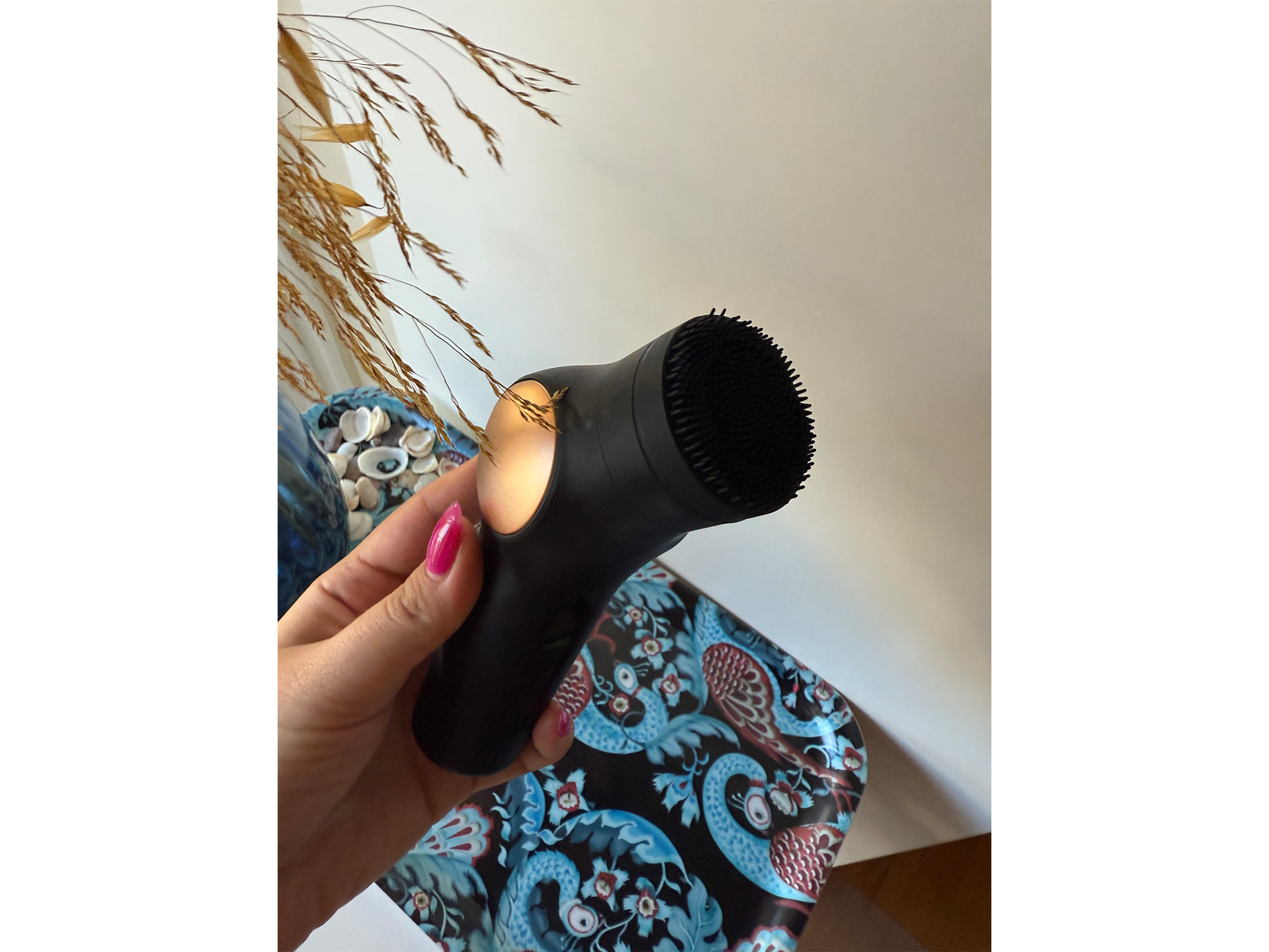 Best facial cleansing brushes and tools IndyBest review Therabody theraface pro 