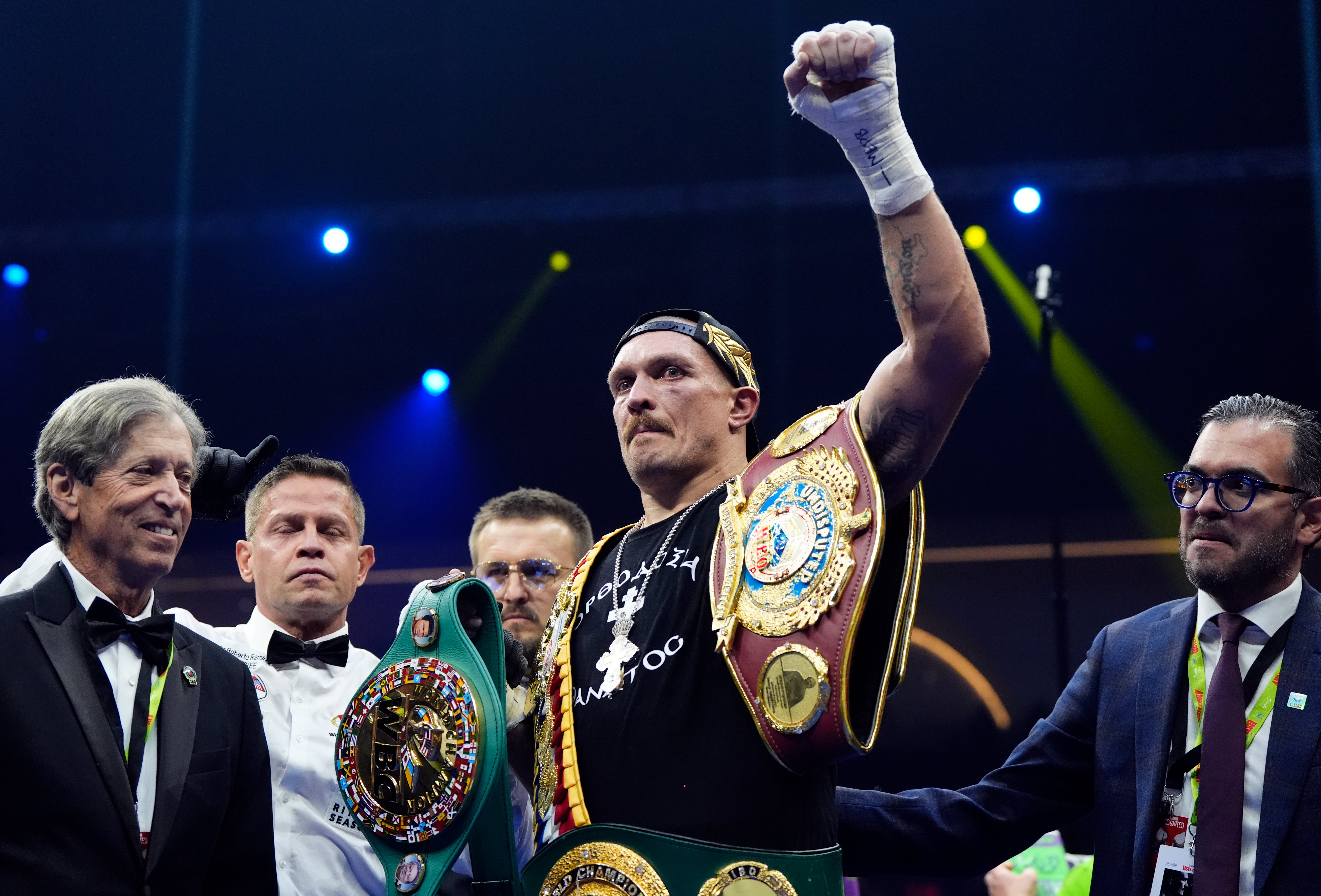 Usyk retains his three belts and says yes to fight Daniel Dubois again