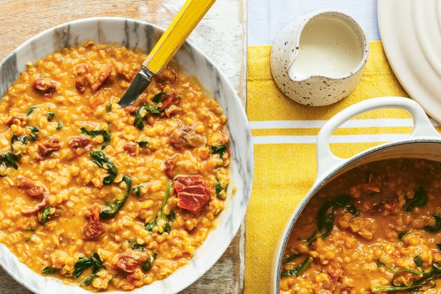 <p>This one-pot dish is an easy and flavourful crowd-pleaser</p>