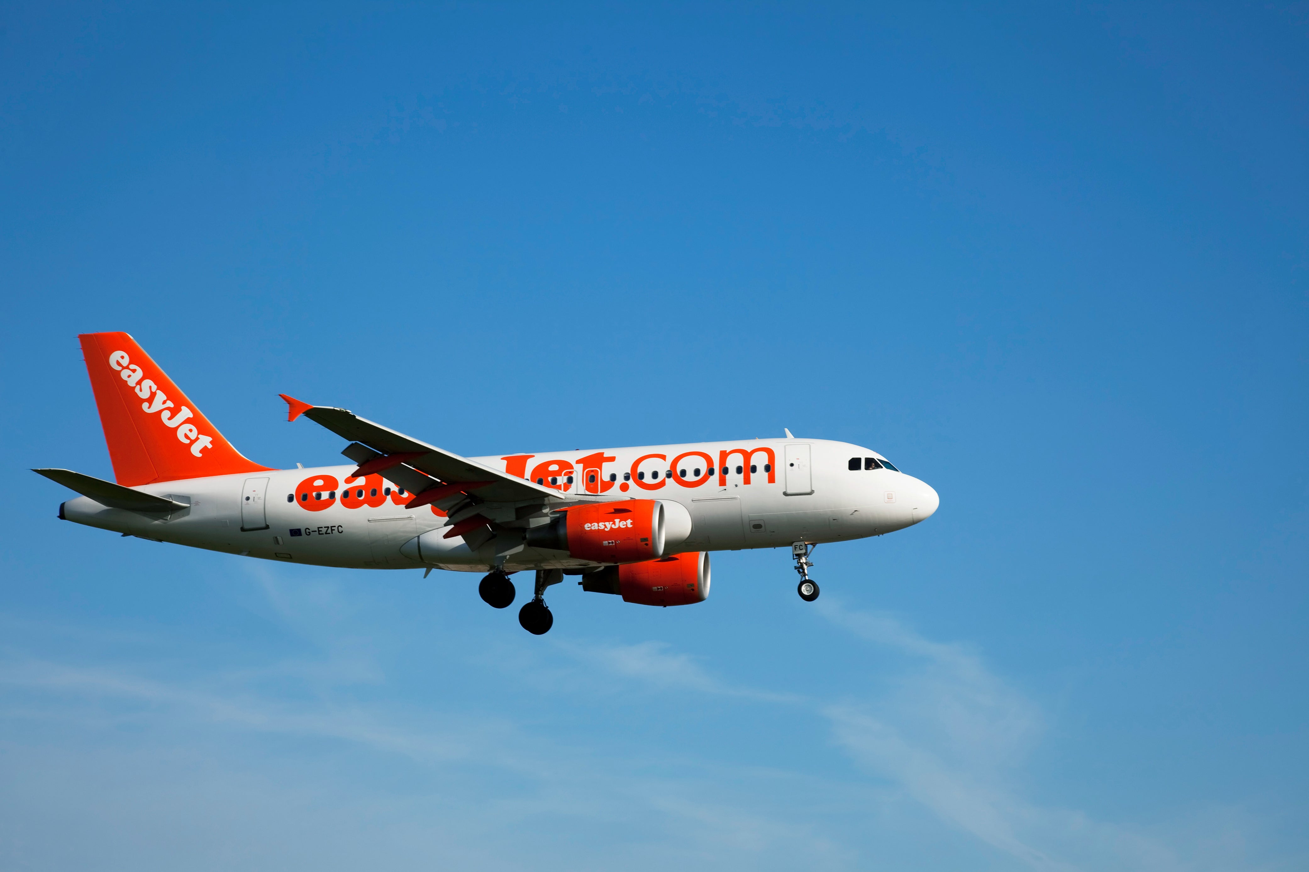 The new approach reduces the number of paint layers needed to create the airline’s orange and white livery