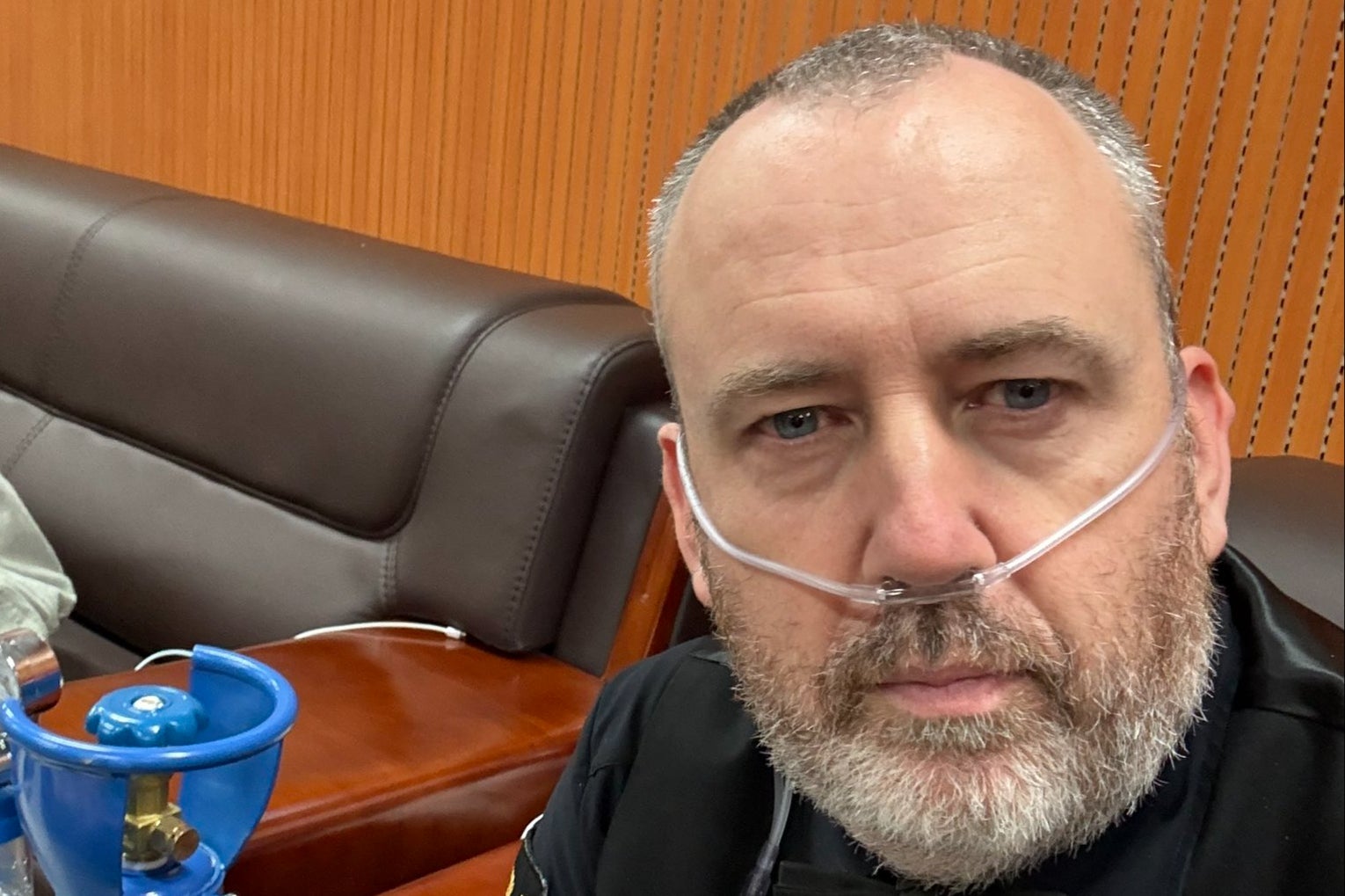 Mark Williams was forced to take oxygen to deal with the altitude at an exhibition event in Tibet