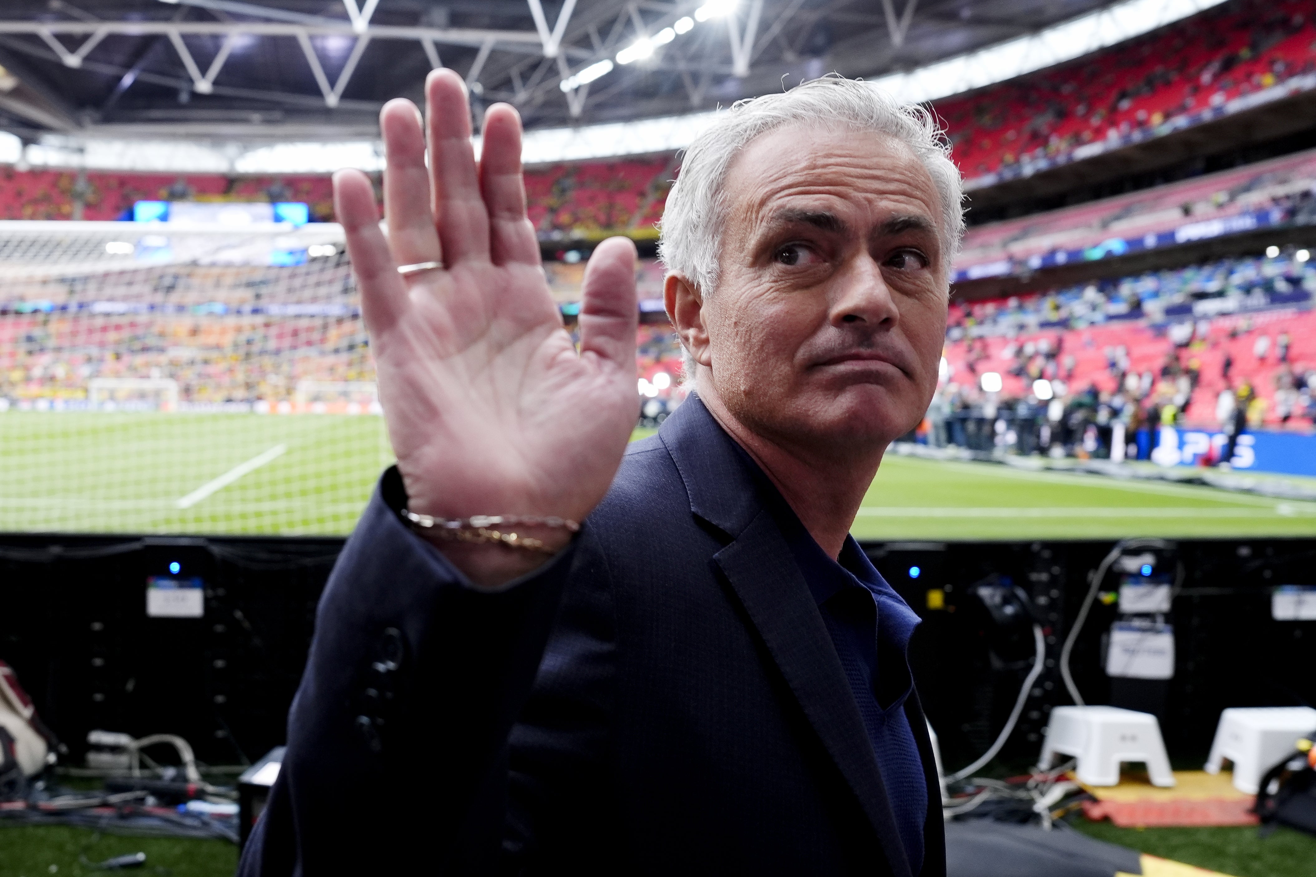 Jose Mourinho has been made favourite to replace Sean Dyche, who was sacked by Everton on Thursday