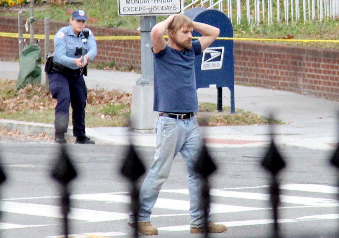 ‘Pizzagate’ gunman Edgar Maddison Welch surrenders to police in 2016.