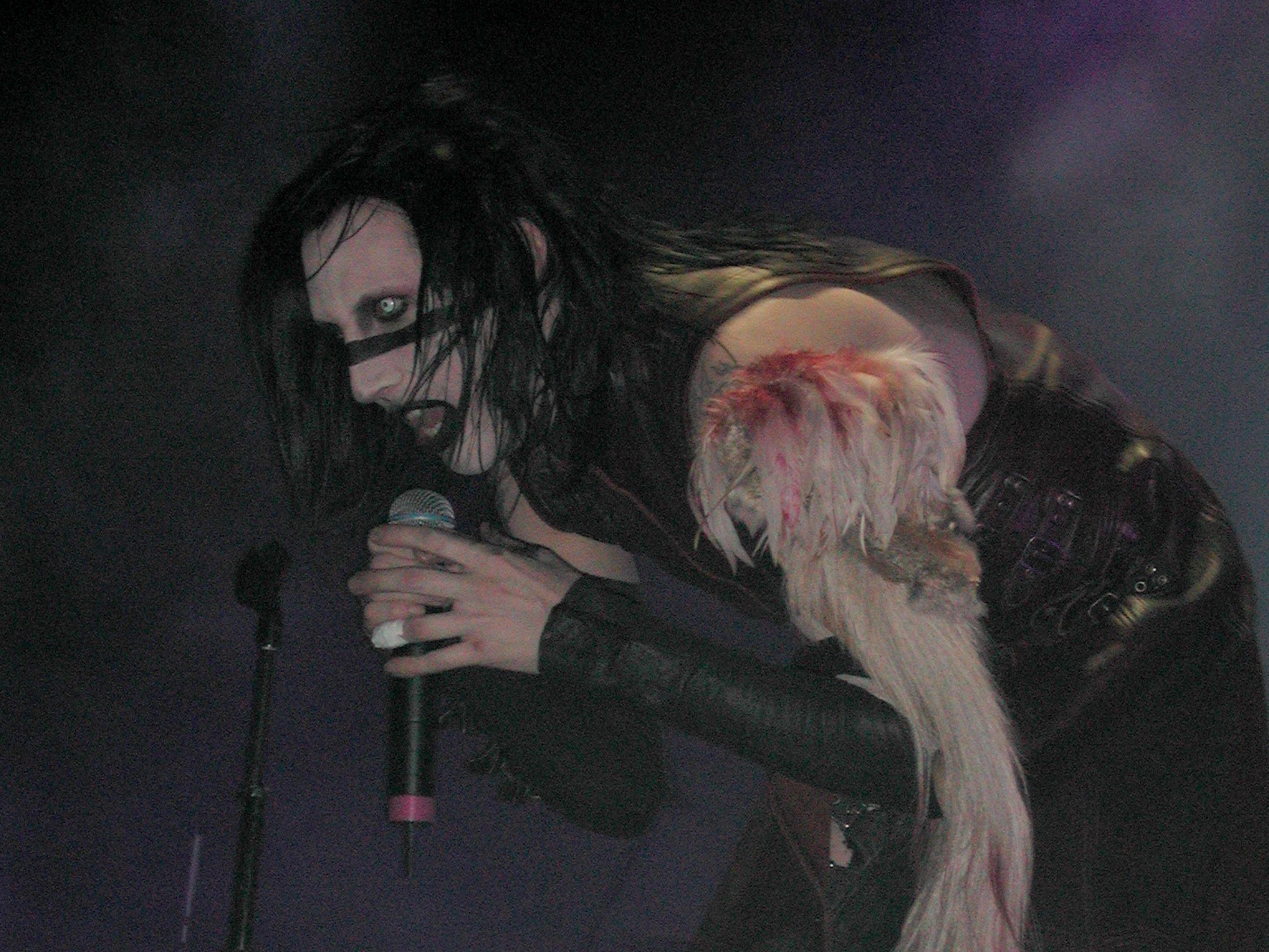 Marilyn Manson performing in 2001