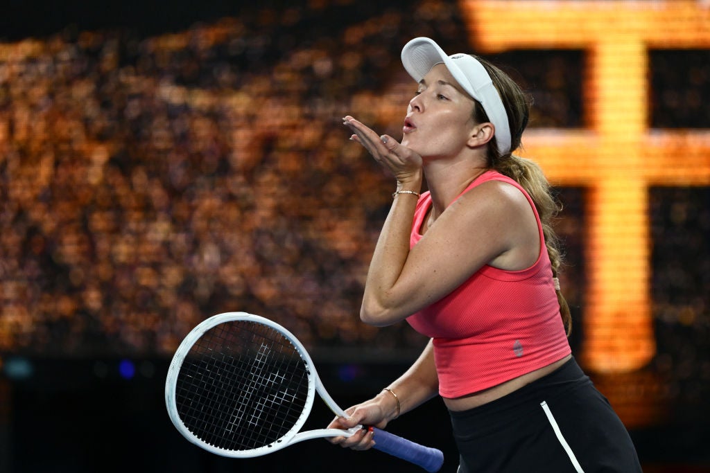 Collins blows kisses to the jeering Australian Open crowd